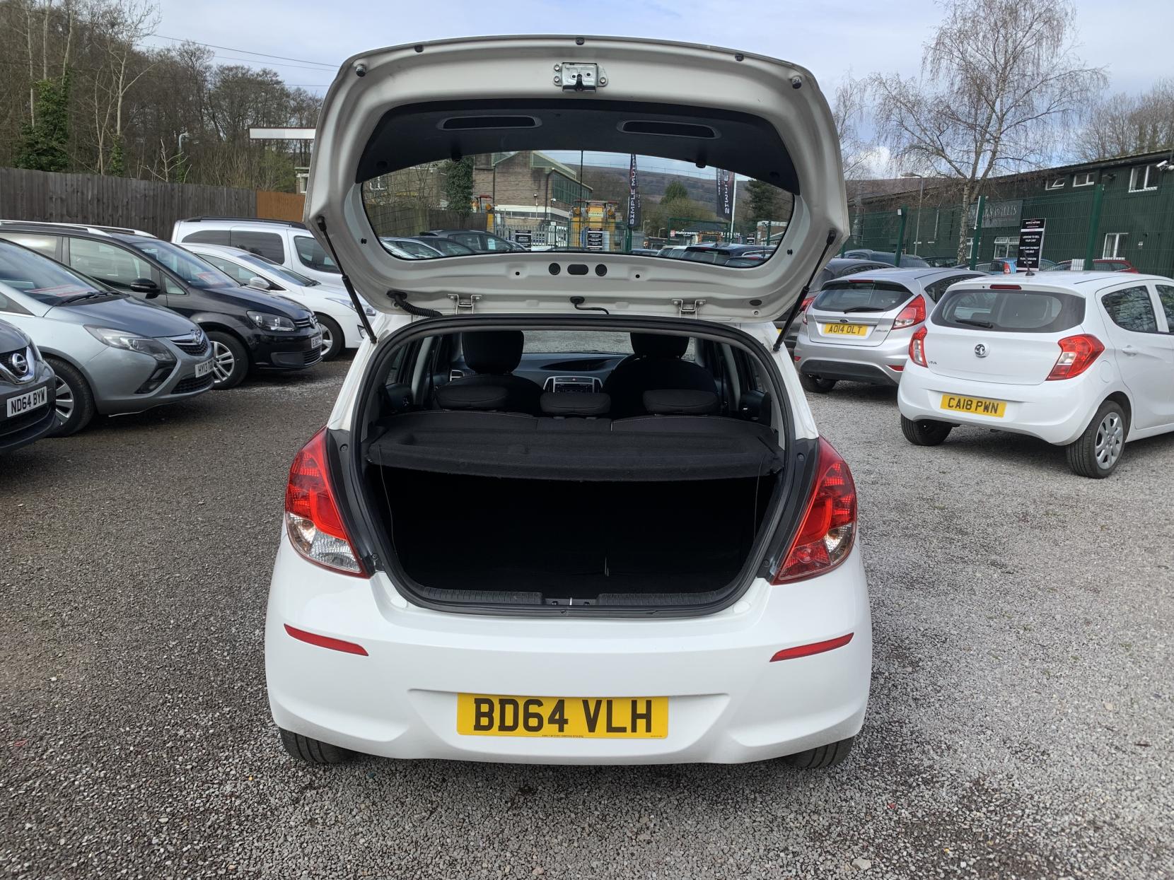 Hyundai i20 1.2 Active Hatchback 5dr Petrol Manual Euro 5 (85 bhp)