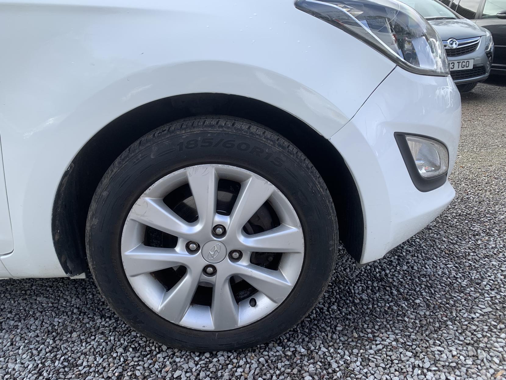 Hyundai i20 1.2 Active Hatchback 5dr Petrol Manual Euro 5 (85 bhp)