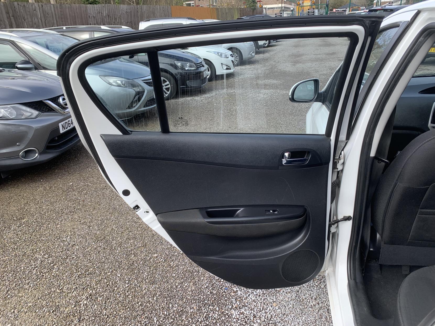 Hyundai i20 1.2 Active Hatchback 5dr Petrol Manual Euro 5 (85 bhp)