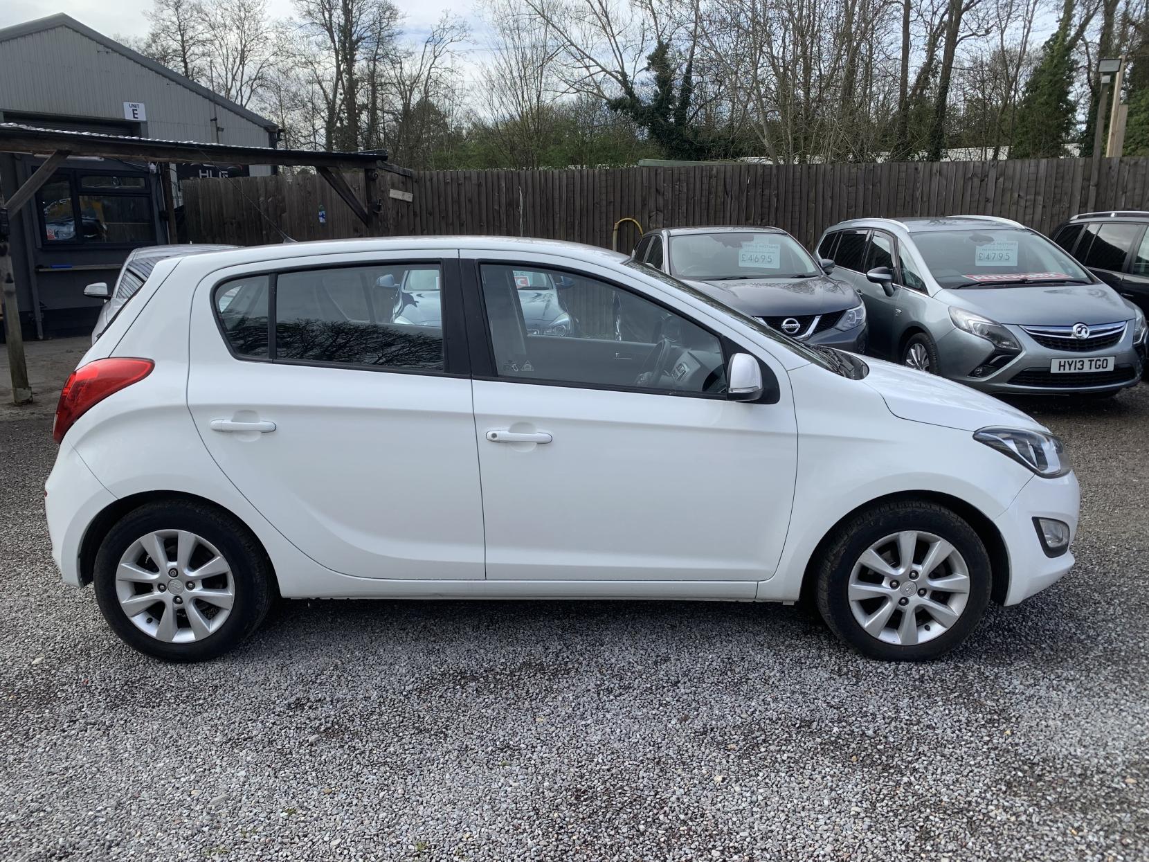 Hyundai i20 1.2 Active Hatchback 5dr Petrol Manual Euro 5 (85 bhp)