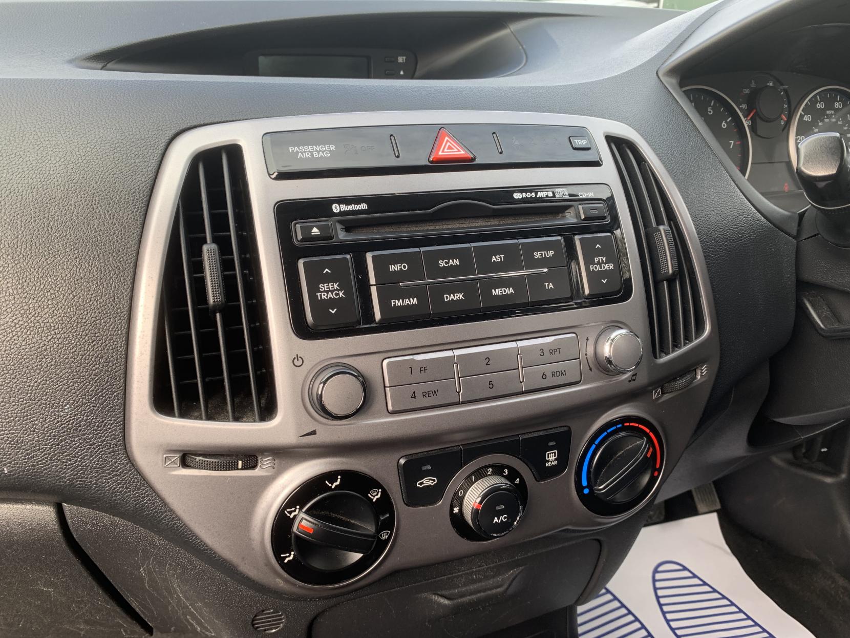 Hyundai i20 1.2 Active Hatchback 5dr Petrol Manual Euro 5 (85 bhp)