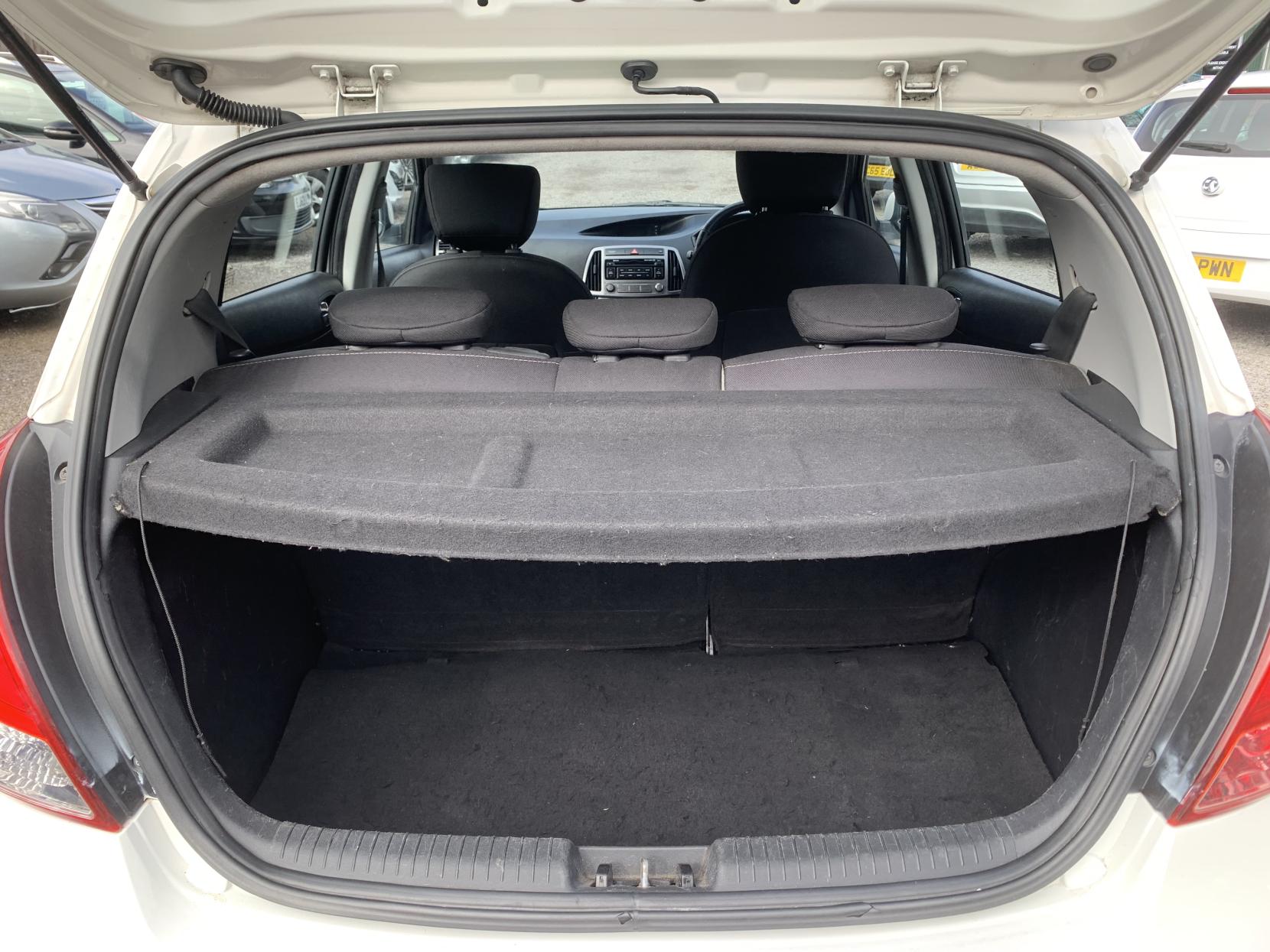 Hyundai i20 1.2 Active Hatchback 5dr Petrol Manual Euro 5 (85 bhp)