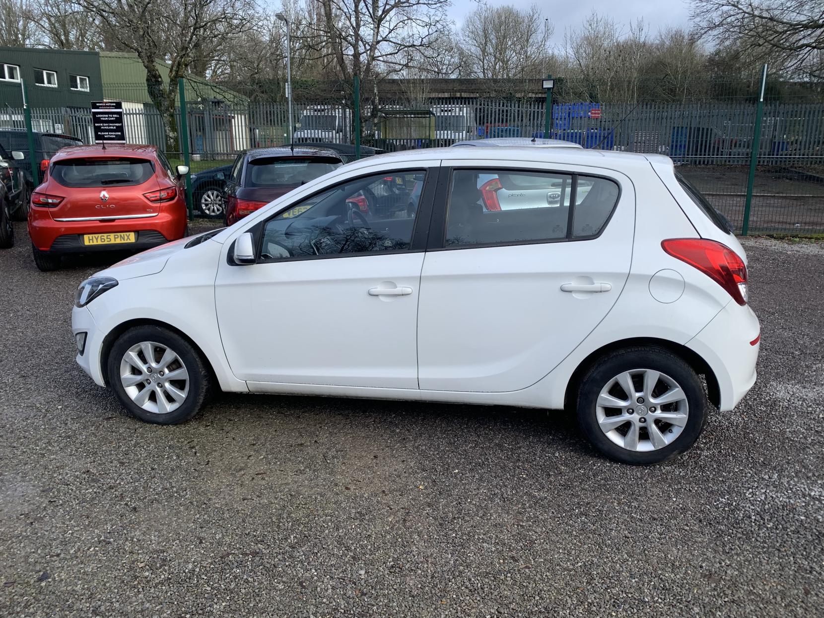 Hyundai i20 1.2 Active Hatchback 5dr Petrol Manual Euro 5 (85 bhp)