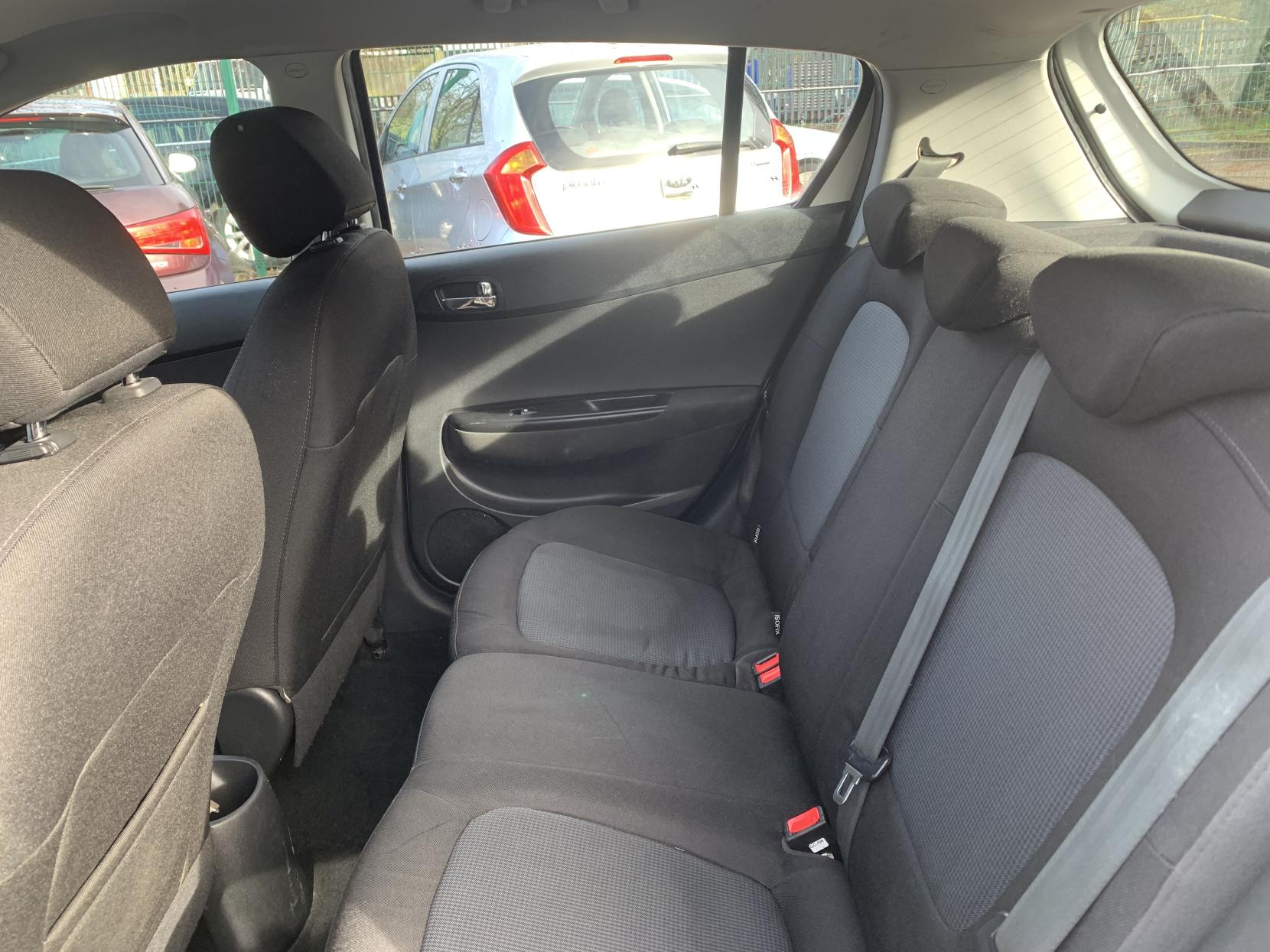 Hyundai i20 1.2 Active Hatchback 5dr Petrol Manual Euro 5 (85 bhp)