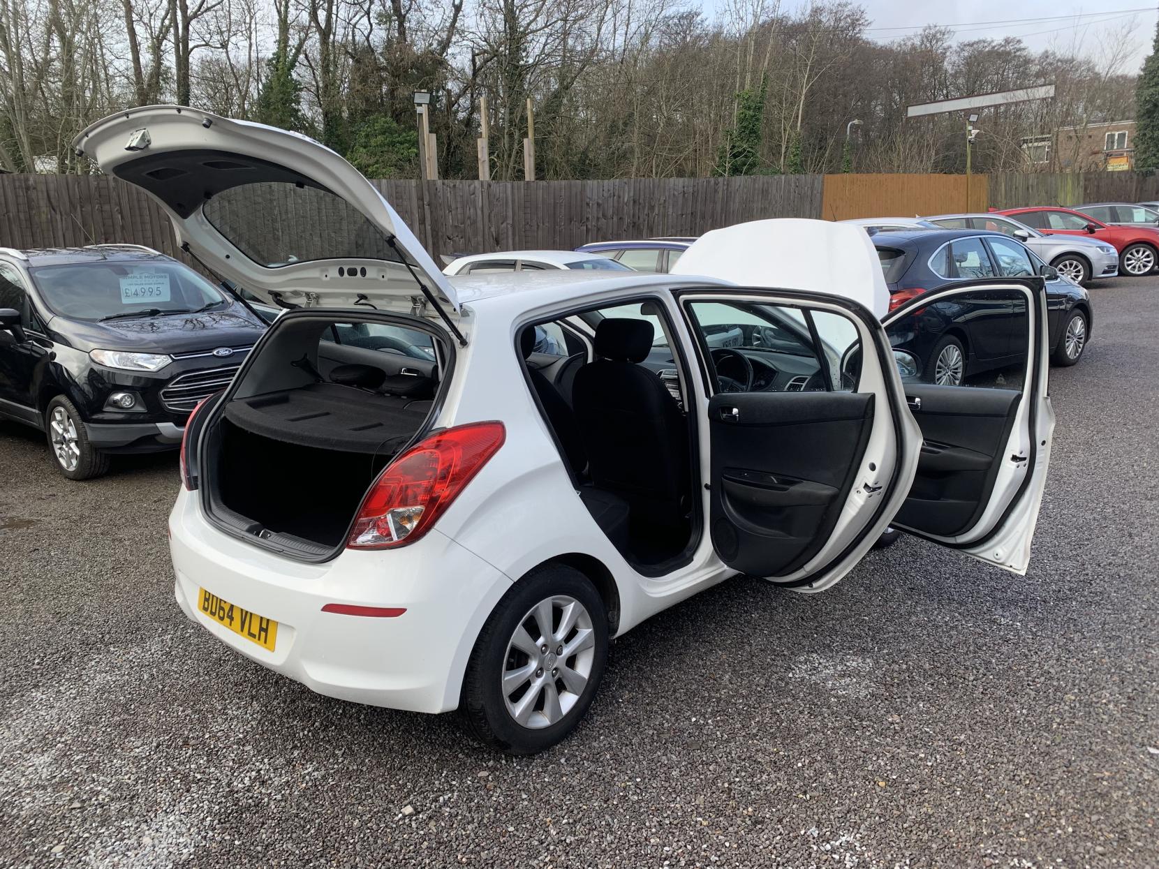 Hyundai i20 1.2 Active Hatchback 5dr Petrol Manual Euro 5 (85 bhp)