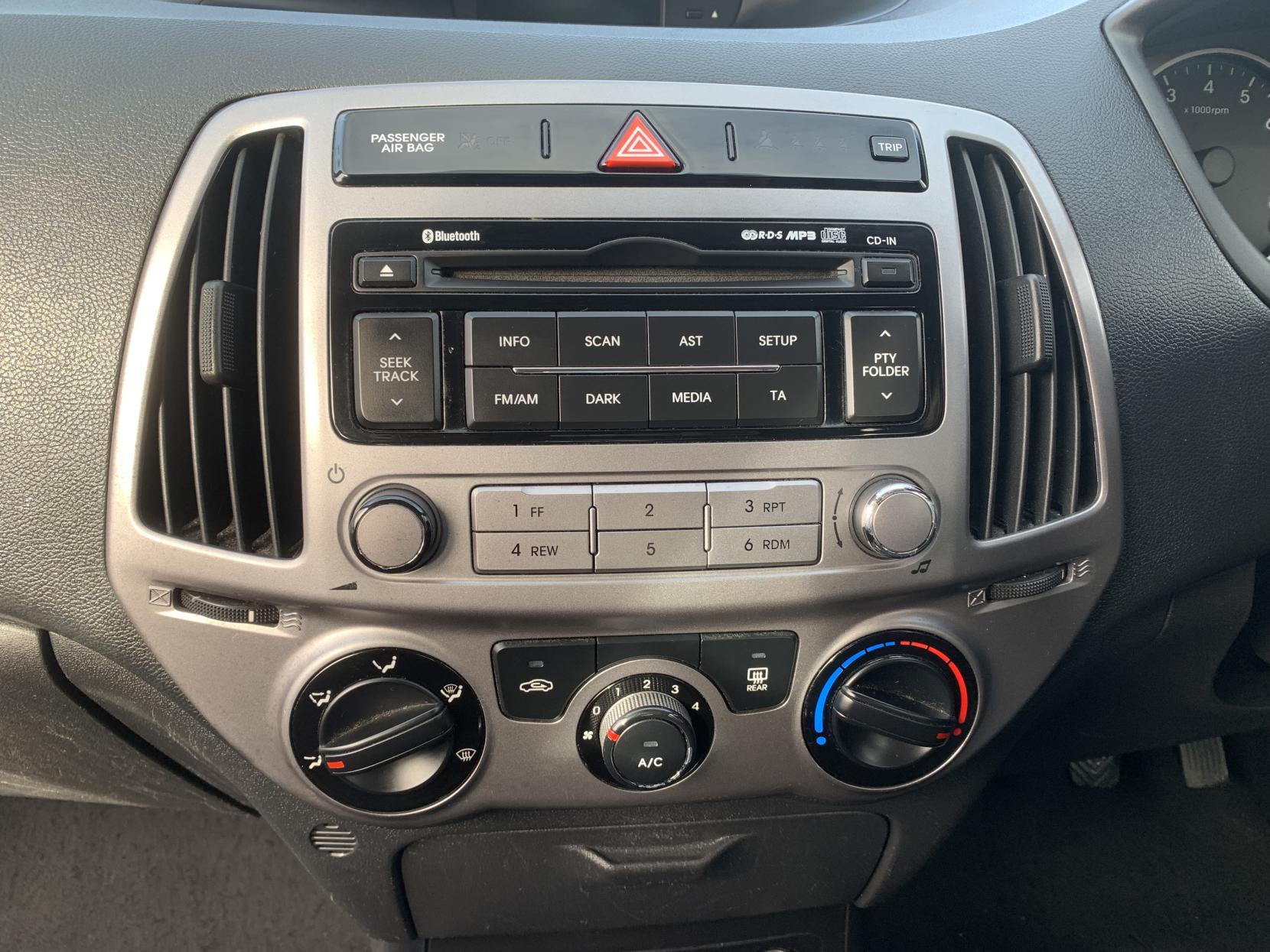 Hyundai i20 1.2 Active Hatchback 5dr Petrol Manual Euro 5 (85 bhp)