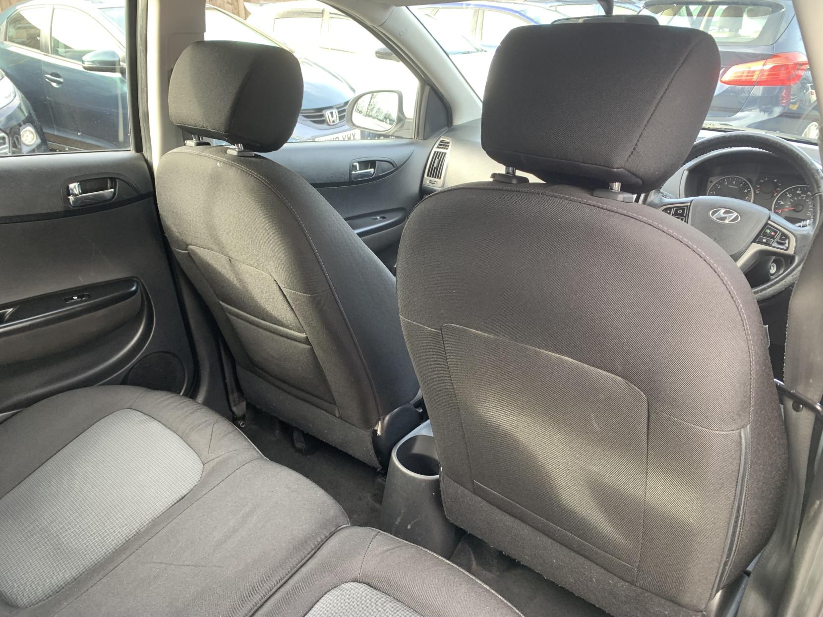 Hyundai i20 1.2 Active Hatchback 5dr Petrol Manual Euro 5 (85 bhp)