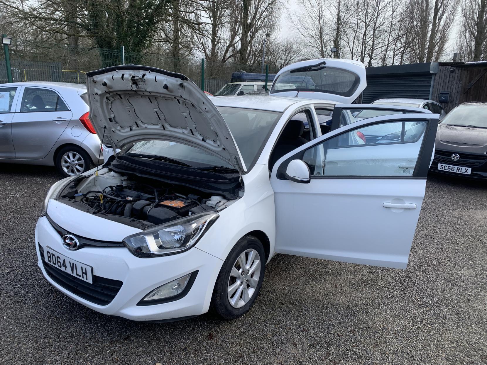 Hyundai i20 1.2 Active Hatchback 5dr Petrol Manual Euro 5 (85 bhp)