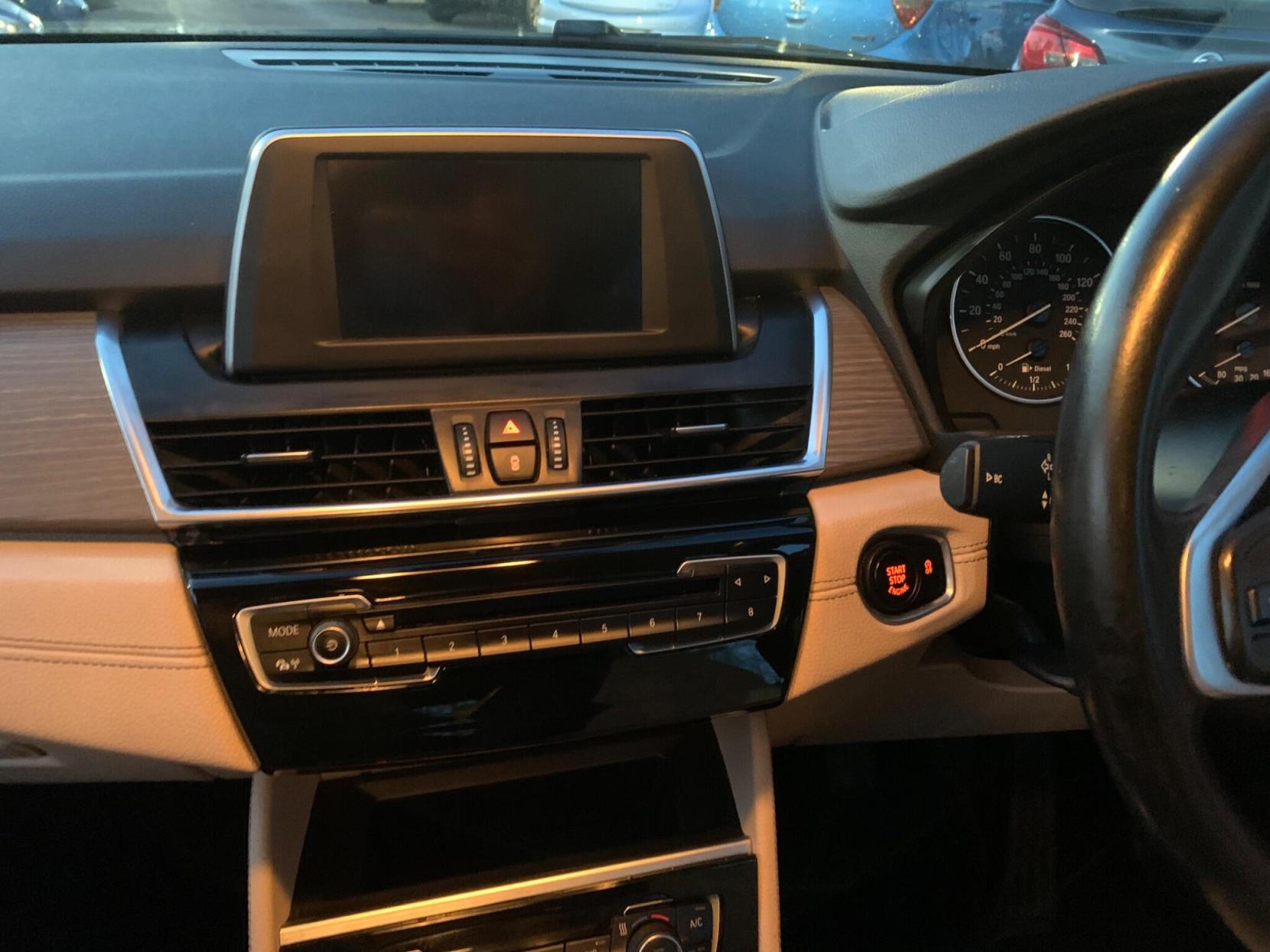 BMW 2 Series Active Tourer 1.5 216d Luxury Euro 6 (s/s) 5dr