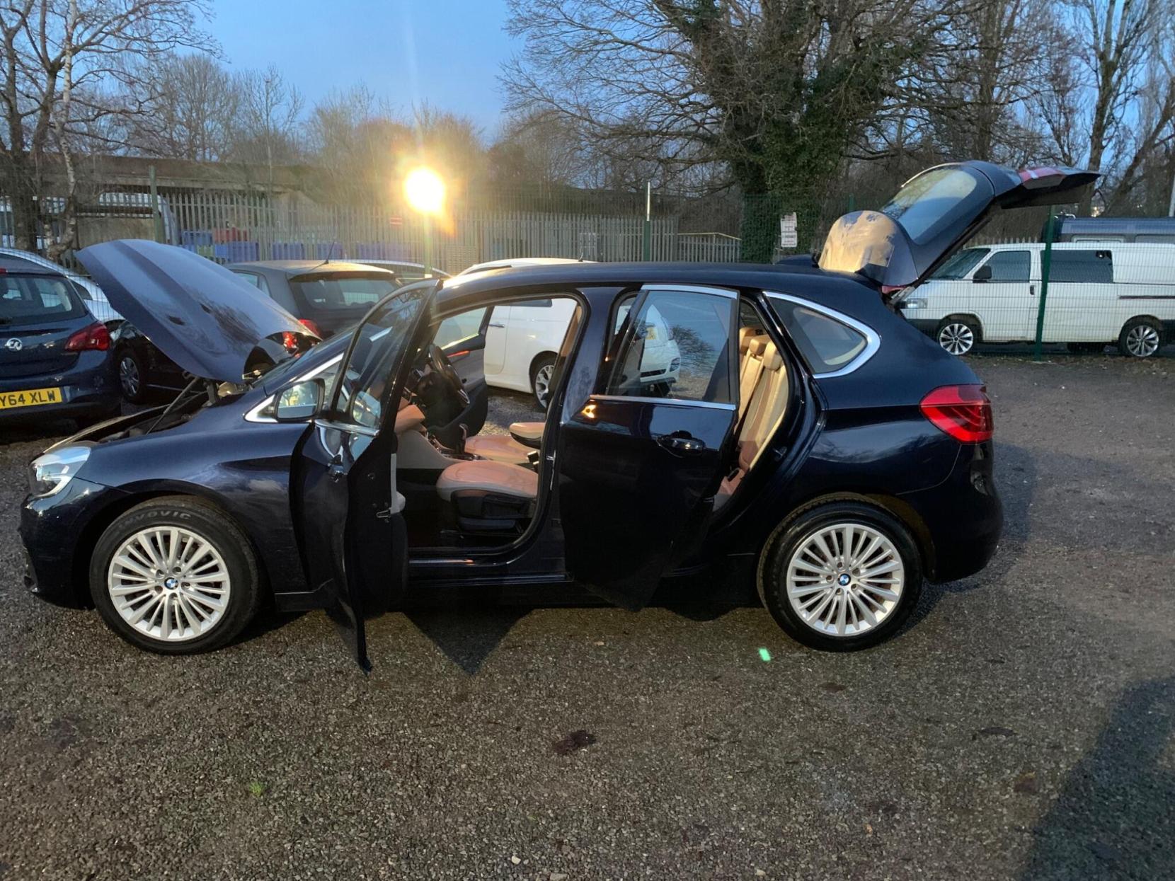 BMW 2 Series Active Tourer 1.5 216d Luxury Euro 6 (s/s) 5dr