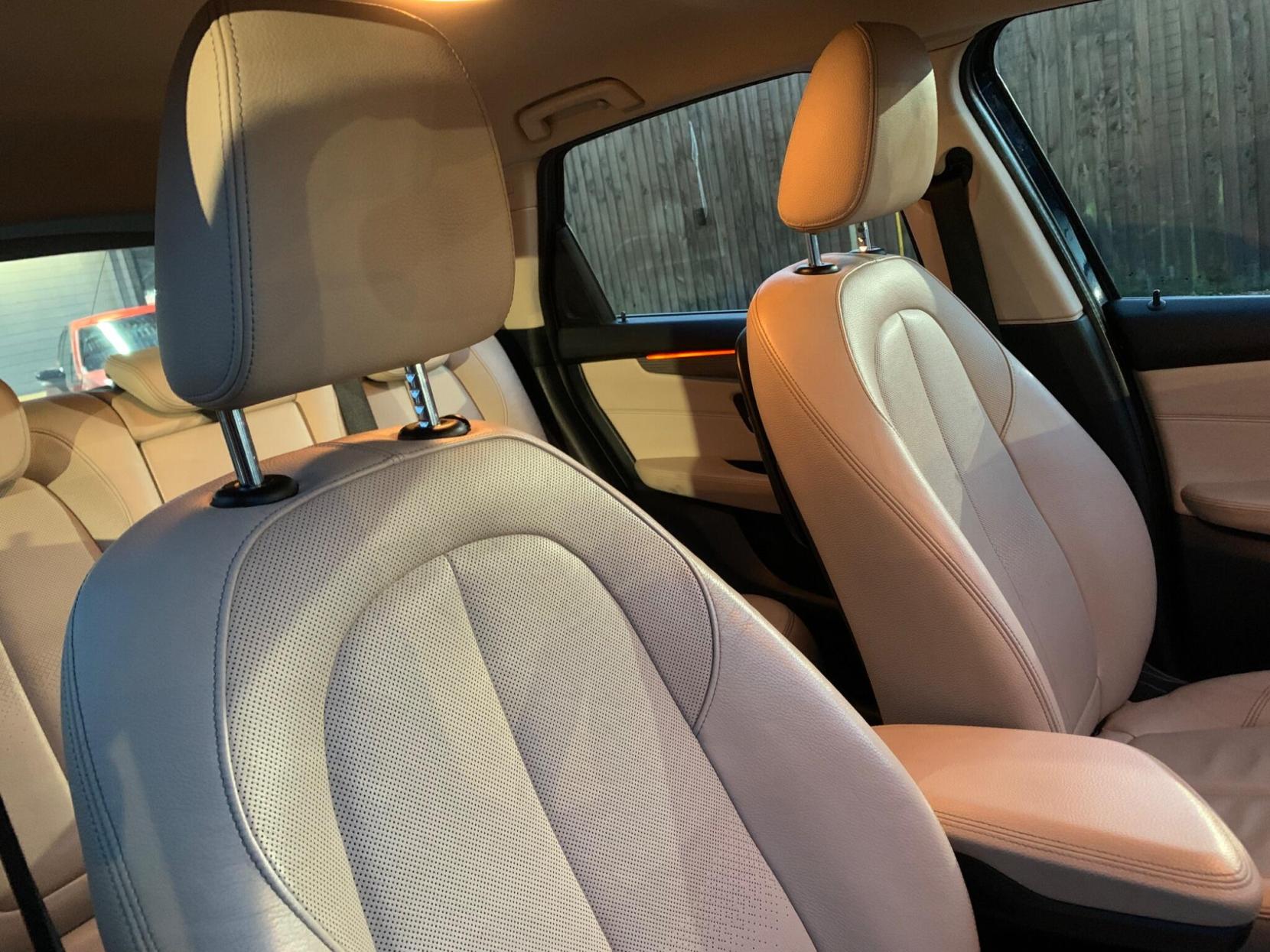 BMW 2 Series Active Tourer 1.5 216d Luxury Euro 6 (s/s) 5dr