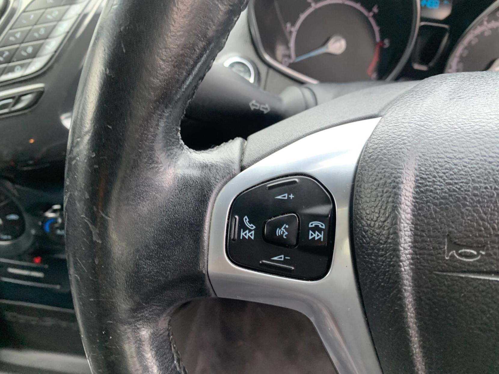 Ford EcoSport 1.5 TDCi Titanium 2WD Euro 6 5dr