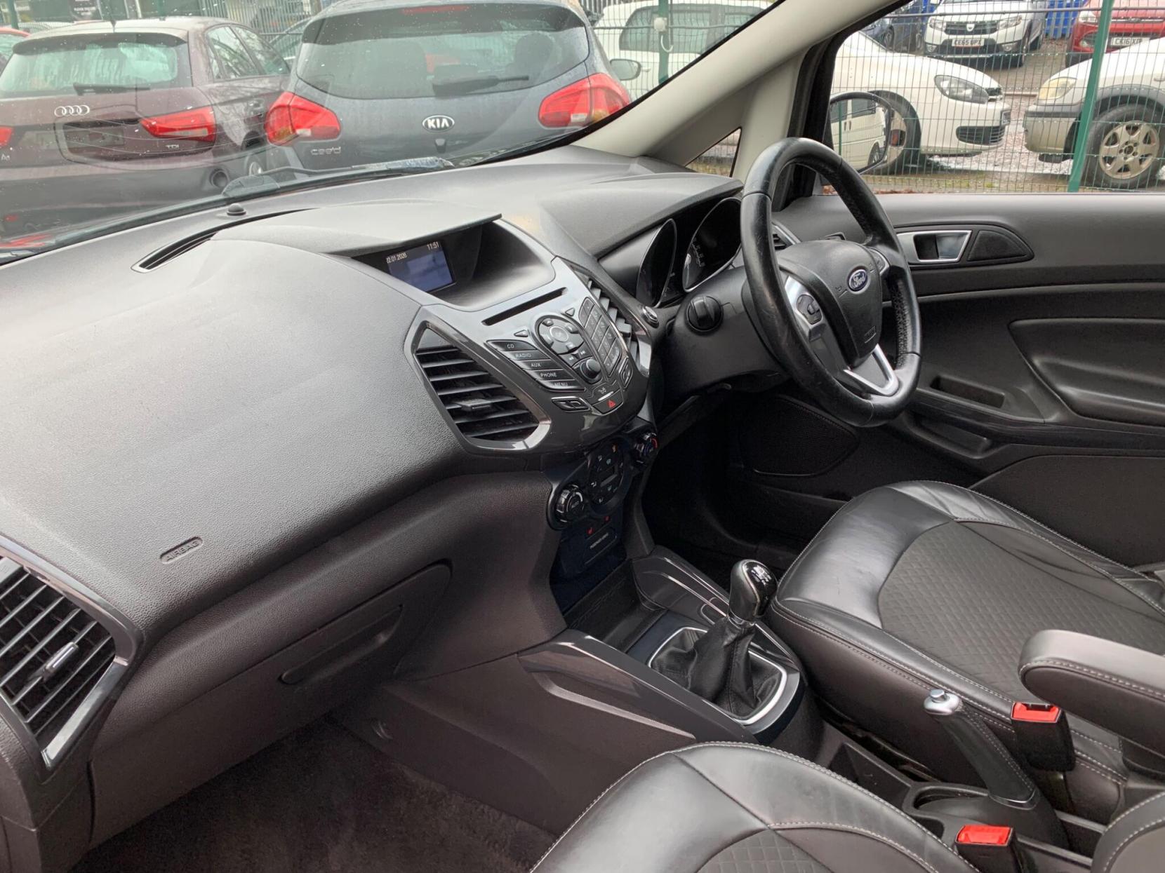 Ford EcoSport 1.5 TDCi Titanium 2WD Euro 6 5dr