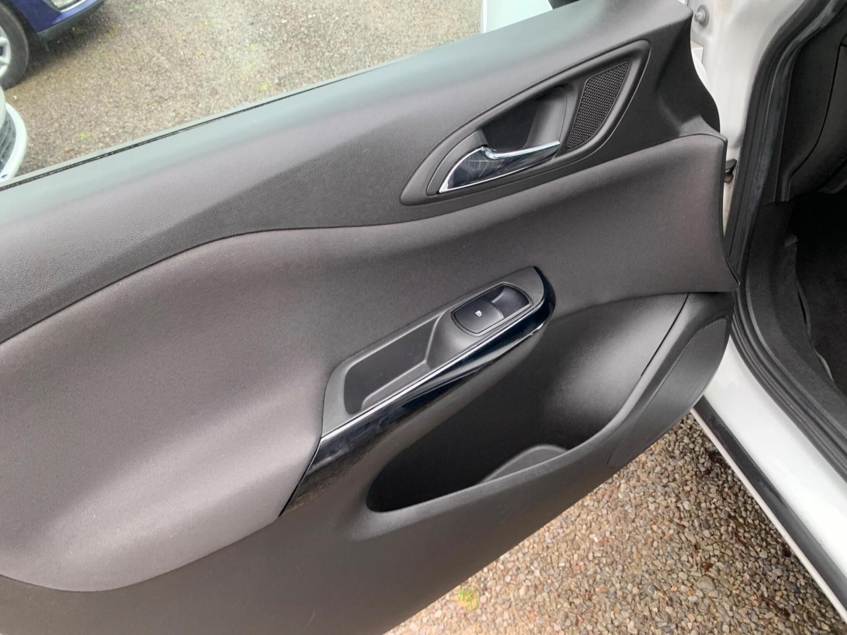 Vauxhall Corsa 1.4i ecoFLEX SRi Euro 6 5dr