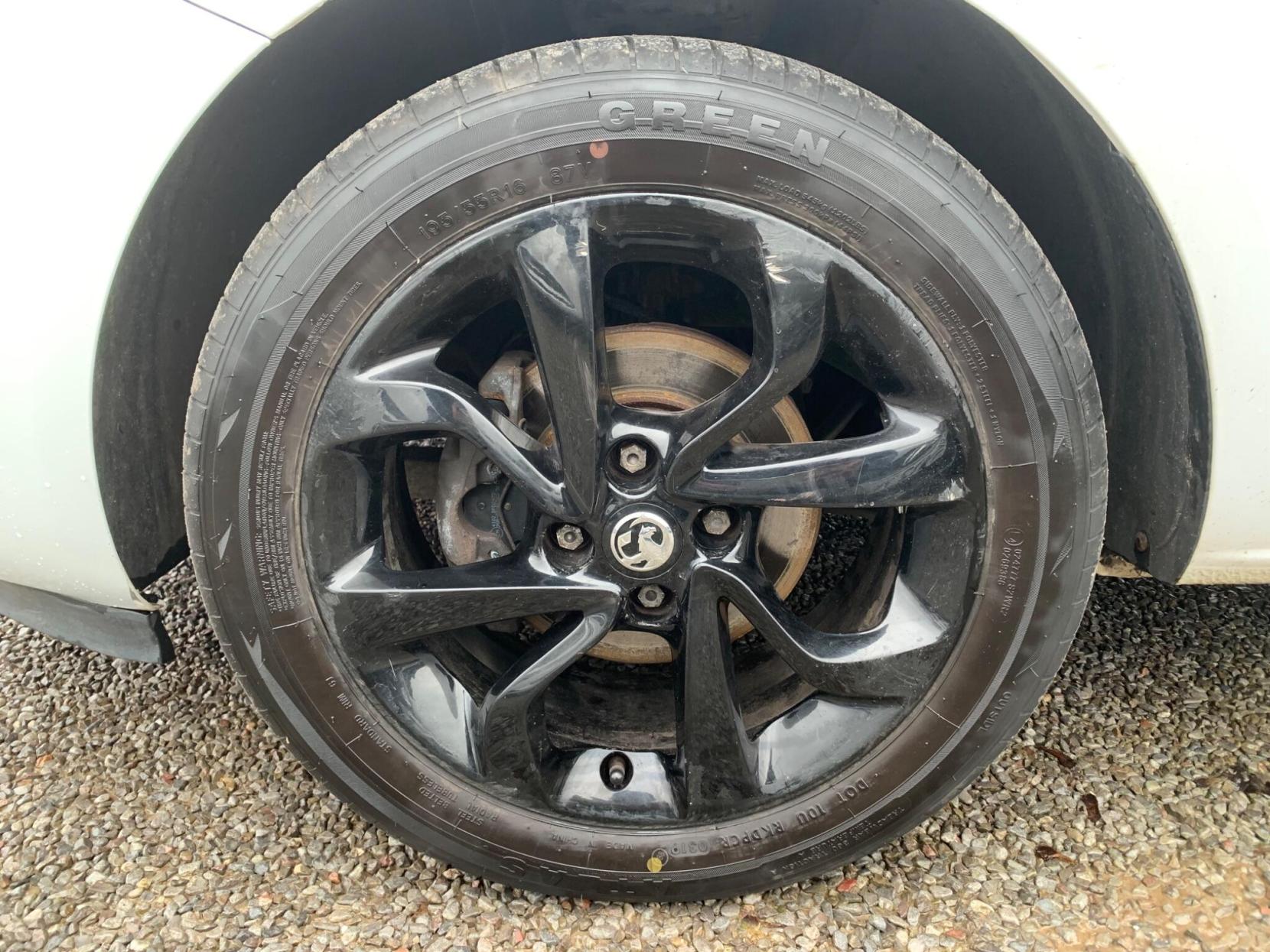 Vauxhall Corsa 1.4i ecoFLEX SRi Euro 6 5dr