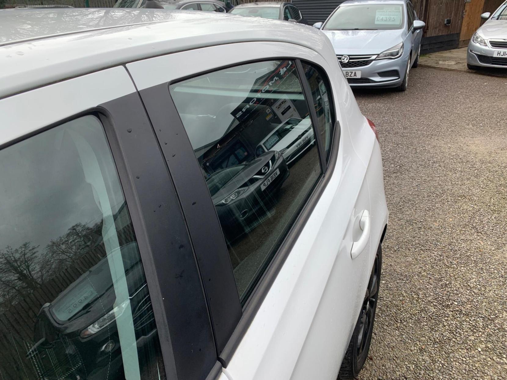 Vauxhall Corsa 1.4i ecoFLEX SRi Euro 6 5dr