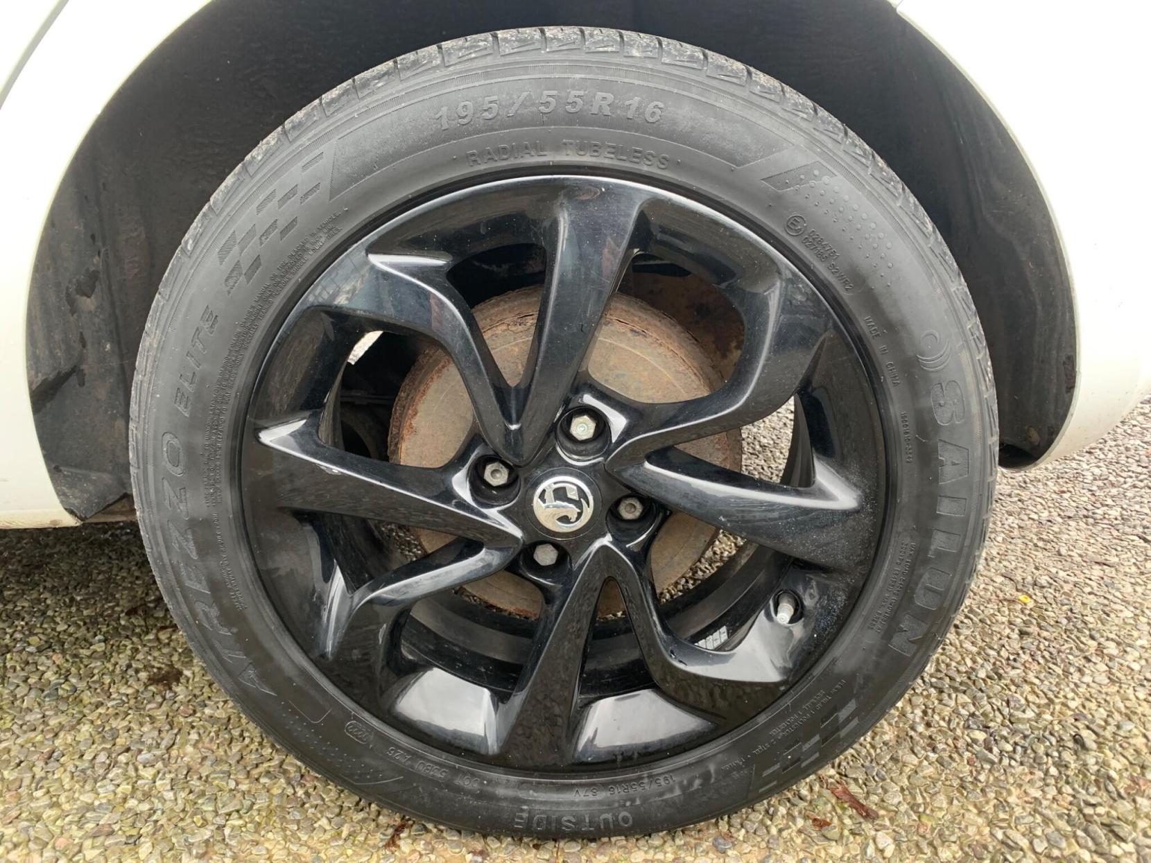 Vauxhall Corsa 1.4i ecoFLEX SRi Euro 6 5dr