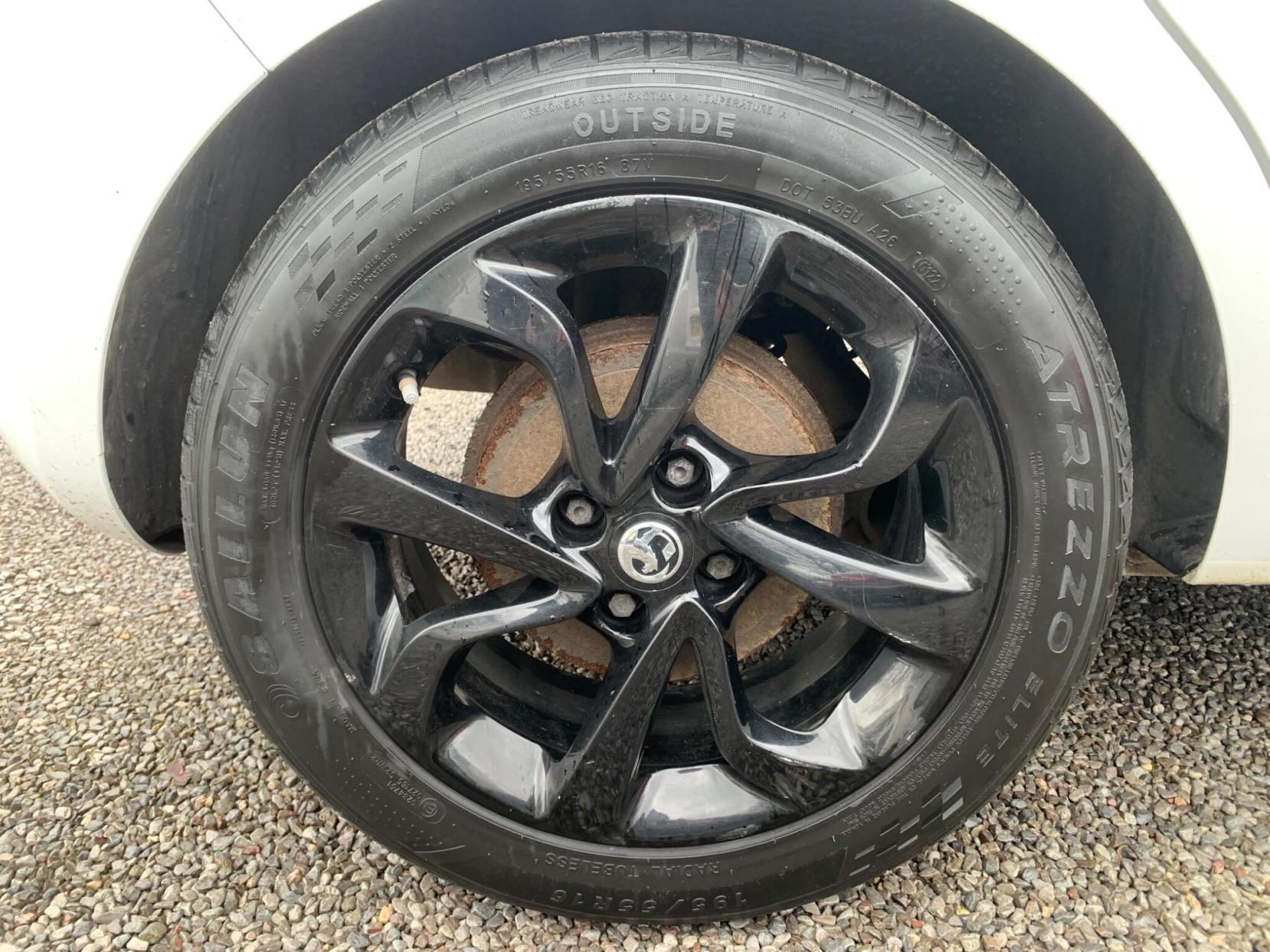 Vauxhall Corsa 1.4i ecoFLEX SRi Euro 6 5dr