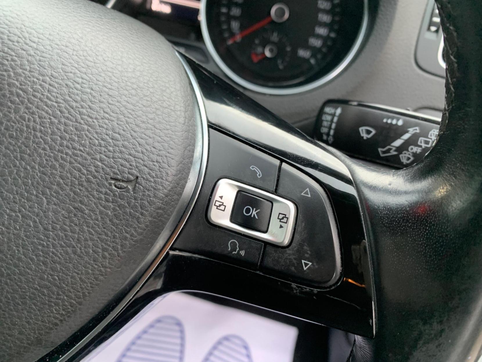 Volkswagen Polo 1.2 TSI BlueMotion Tech SE Euro 6 (s/s) 5dr