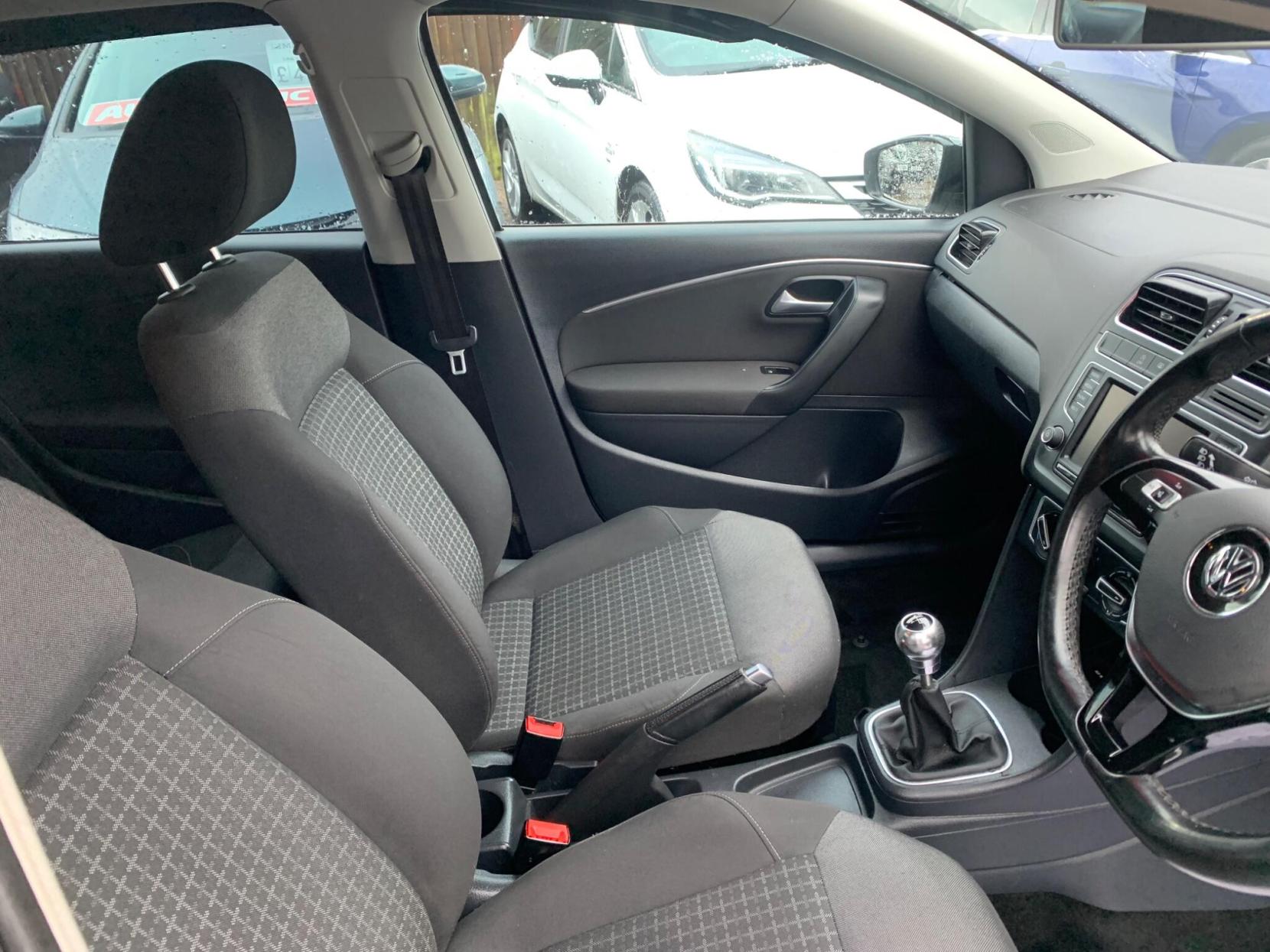 Volkswagen Polo 1.2 TSI BlueMotion Tech SE Euro 6 (s/s) 5dr