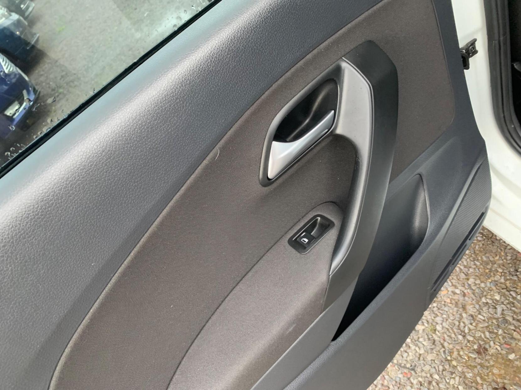 Volkswagen Polo 1.2 TSI BlueMotion Tech SE Euro 6 (s/s) 5dr