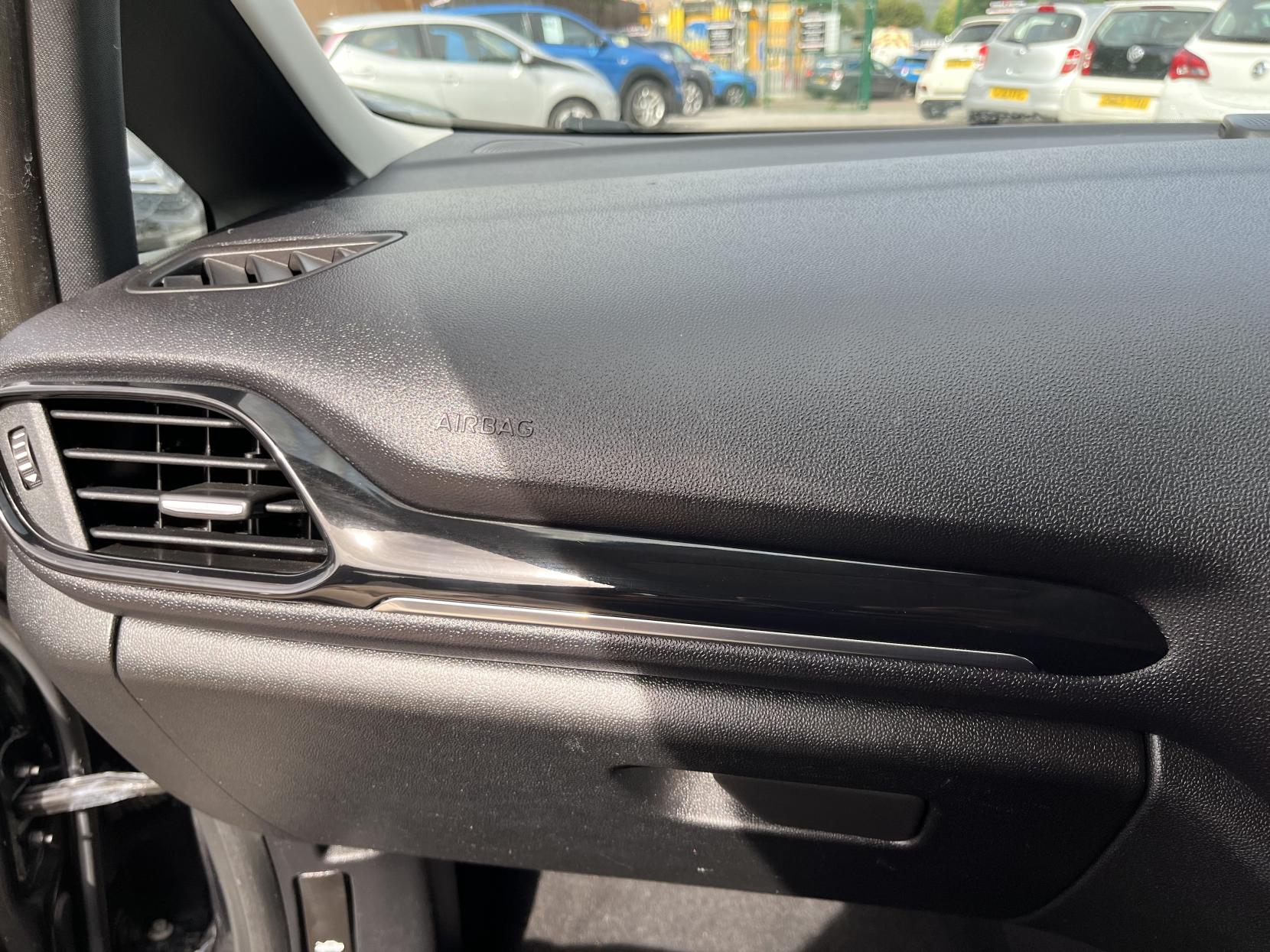 2019 00 FORD FIESTA