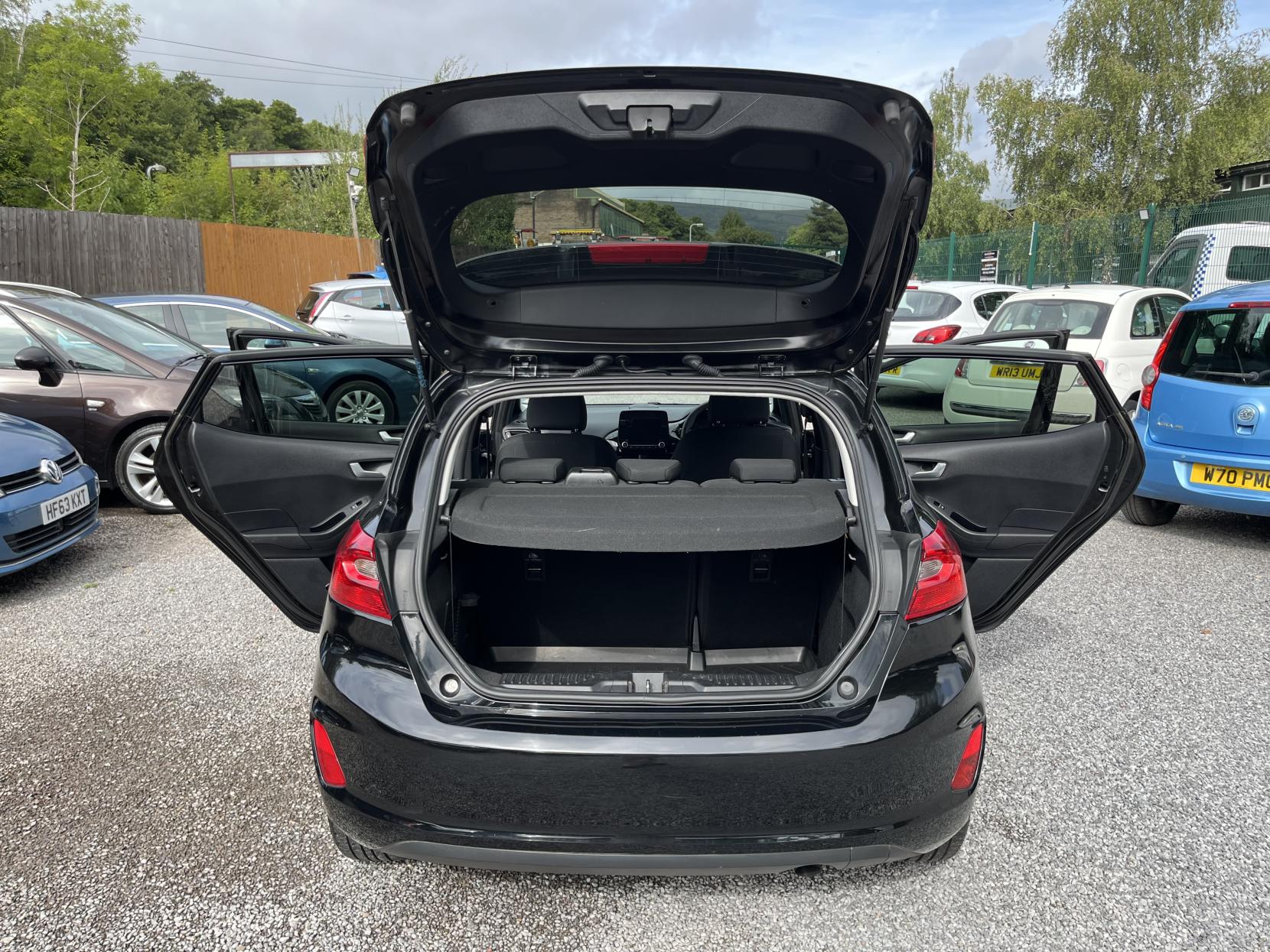 2019 00 FORD FIESTA
