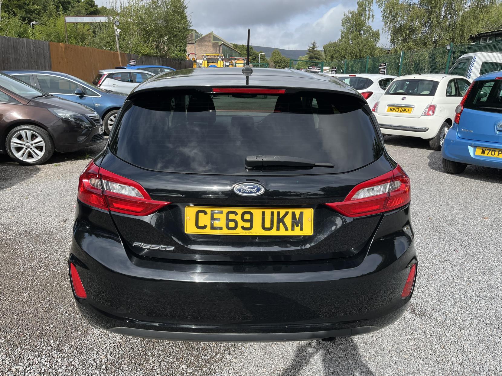 2019 00 FORD FIESTA