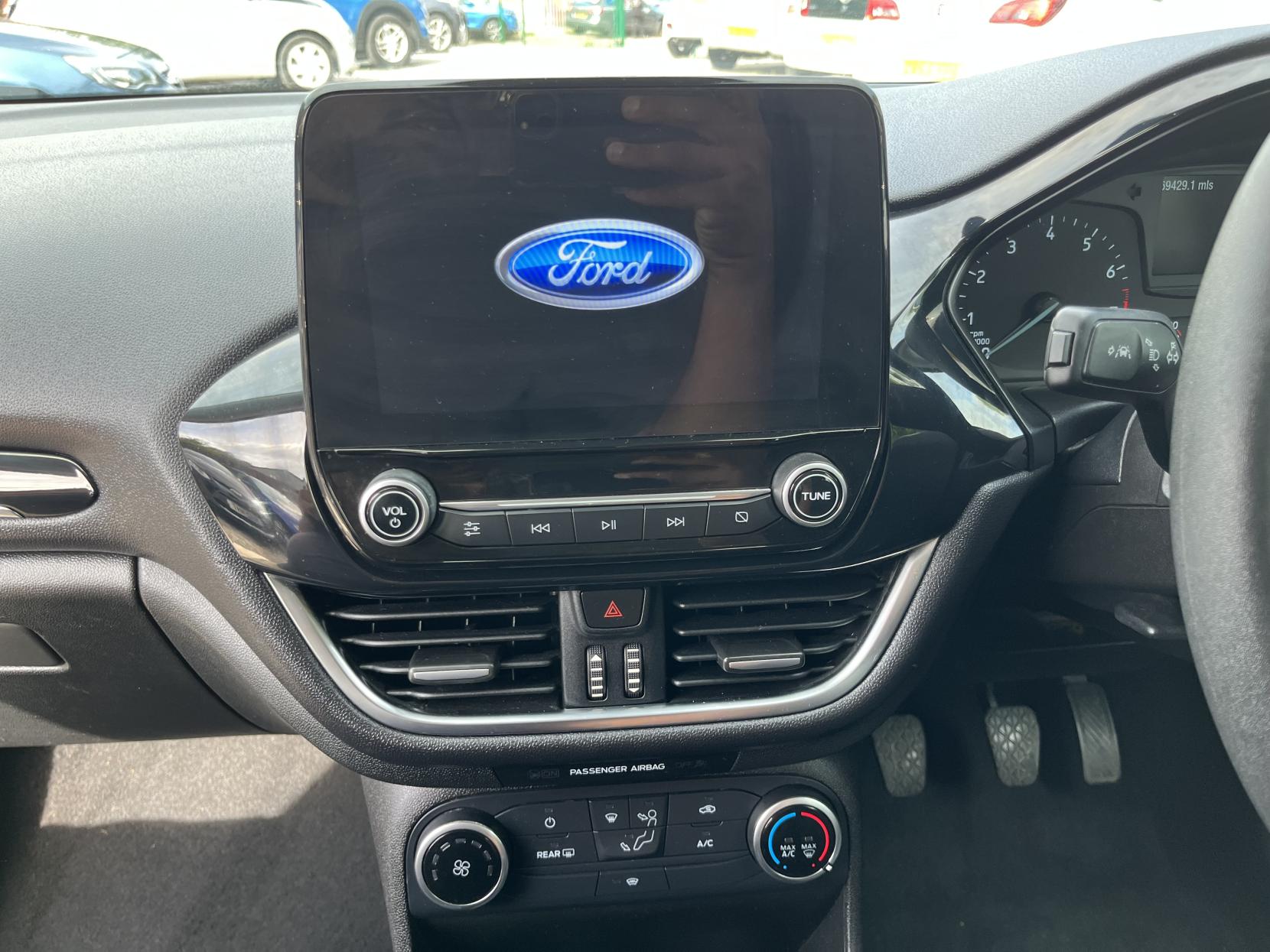 2019 00 FORD FIESTA