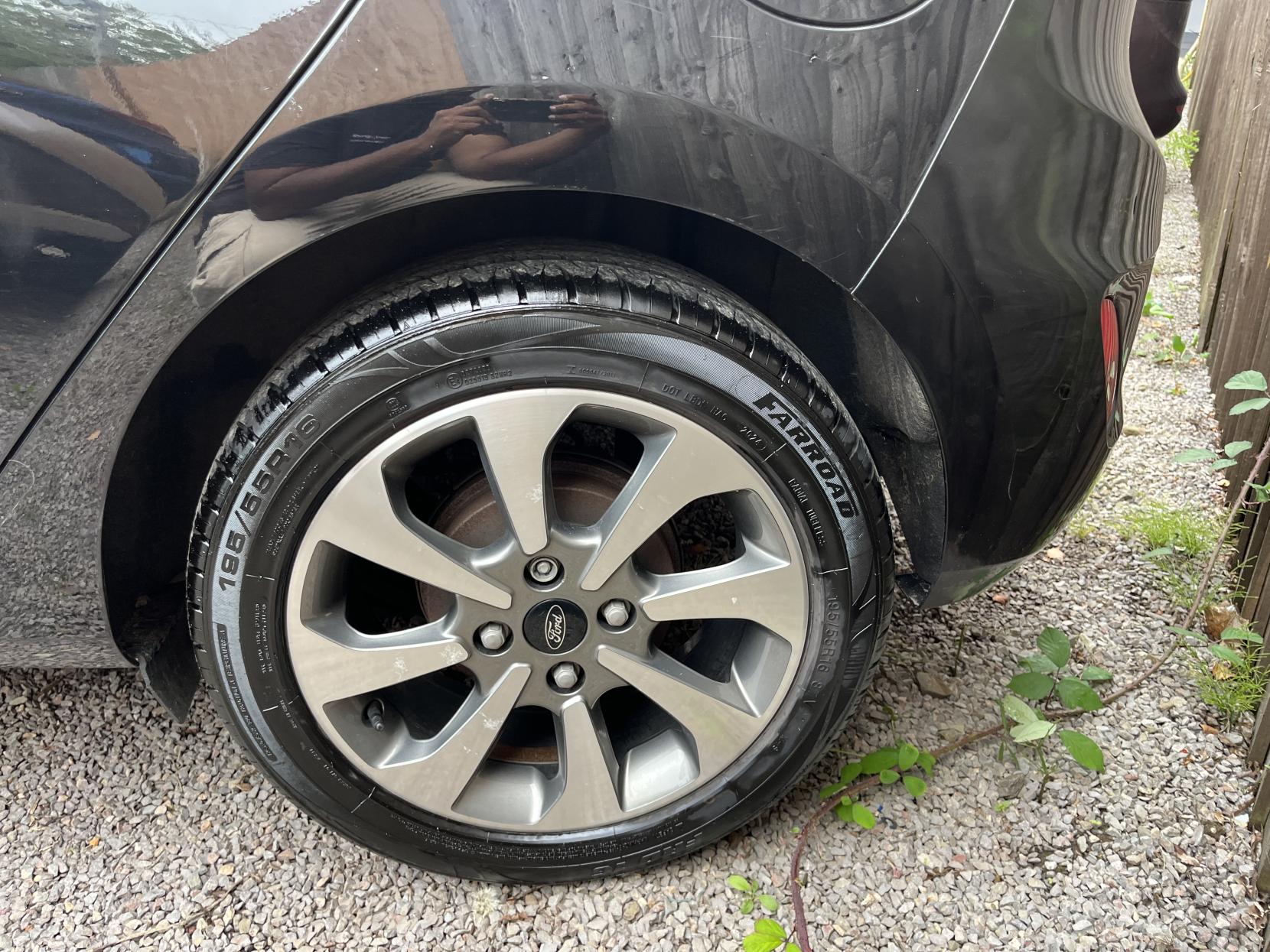 2019 00 FORD FIESTA