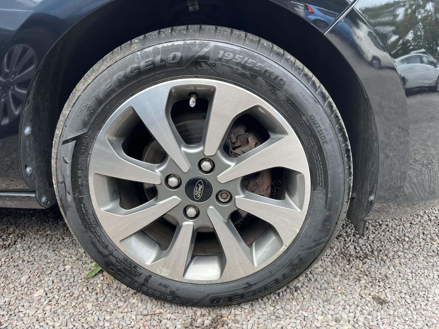 2019 00 FORD FIESTA