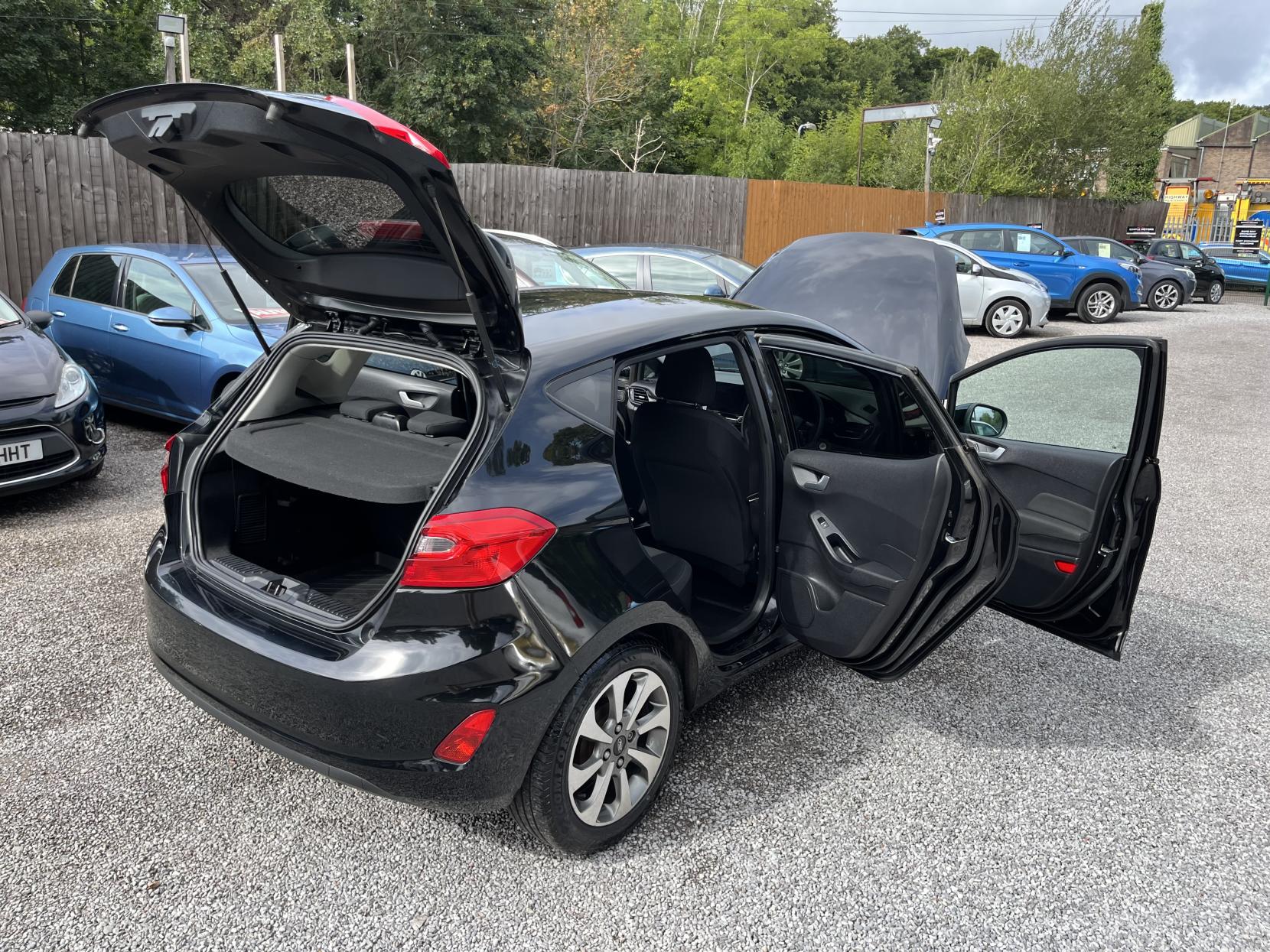 2019 00 FORD FIESTA