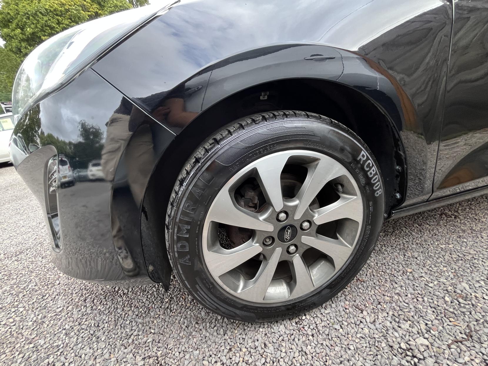 2019 00 FORD FIESTA