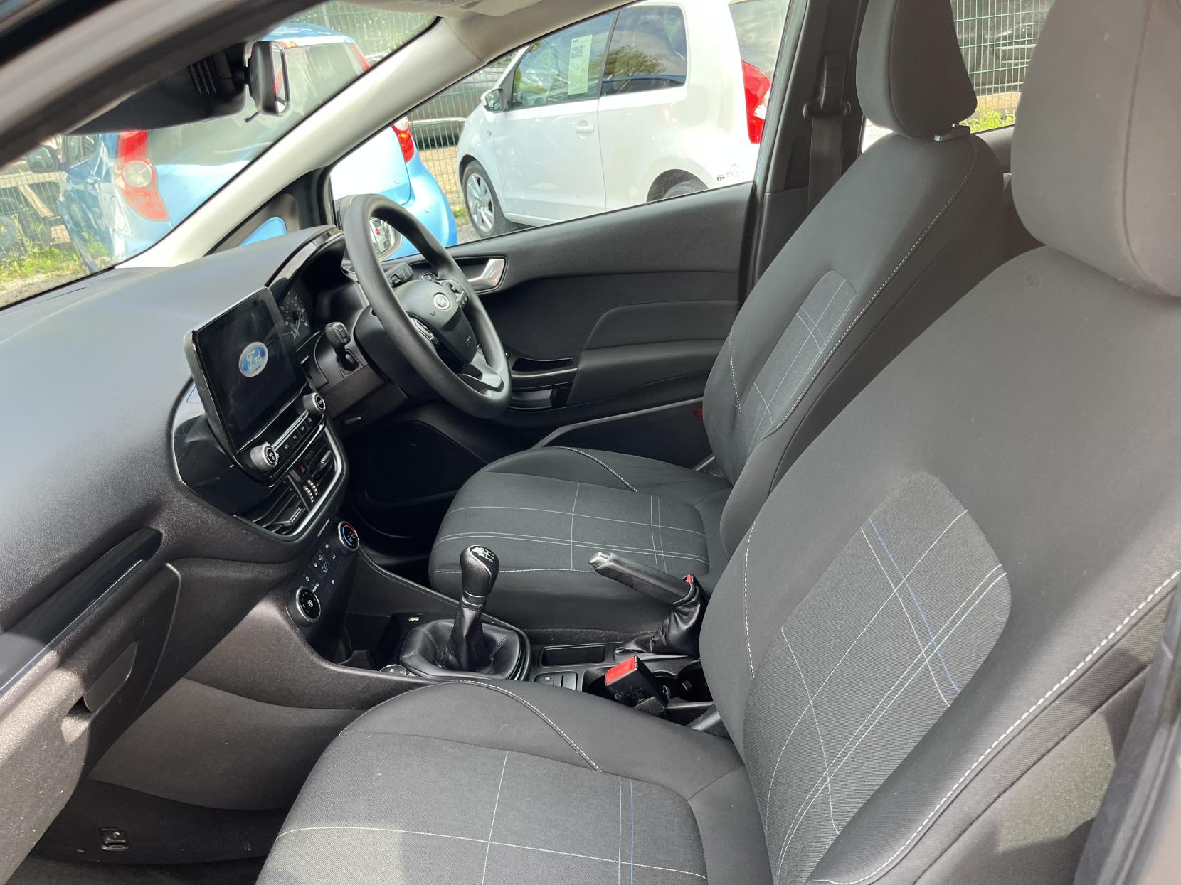 2019 00 FORD FIESTA