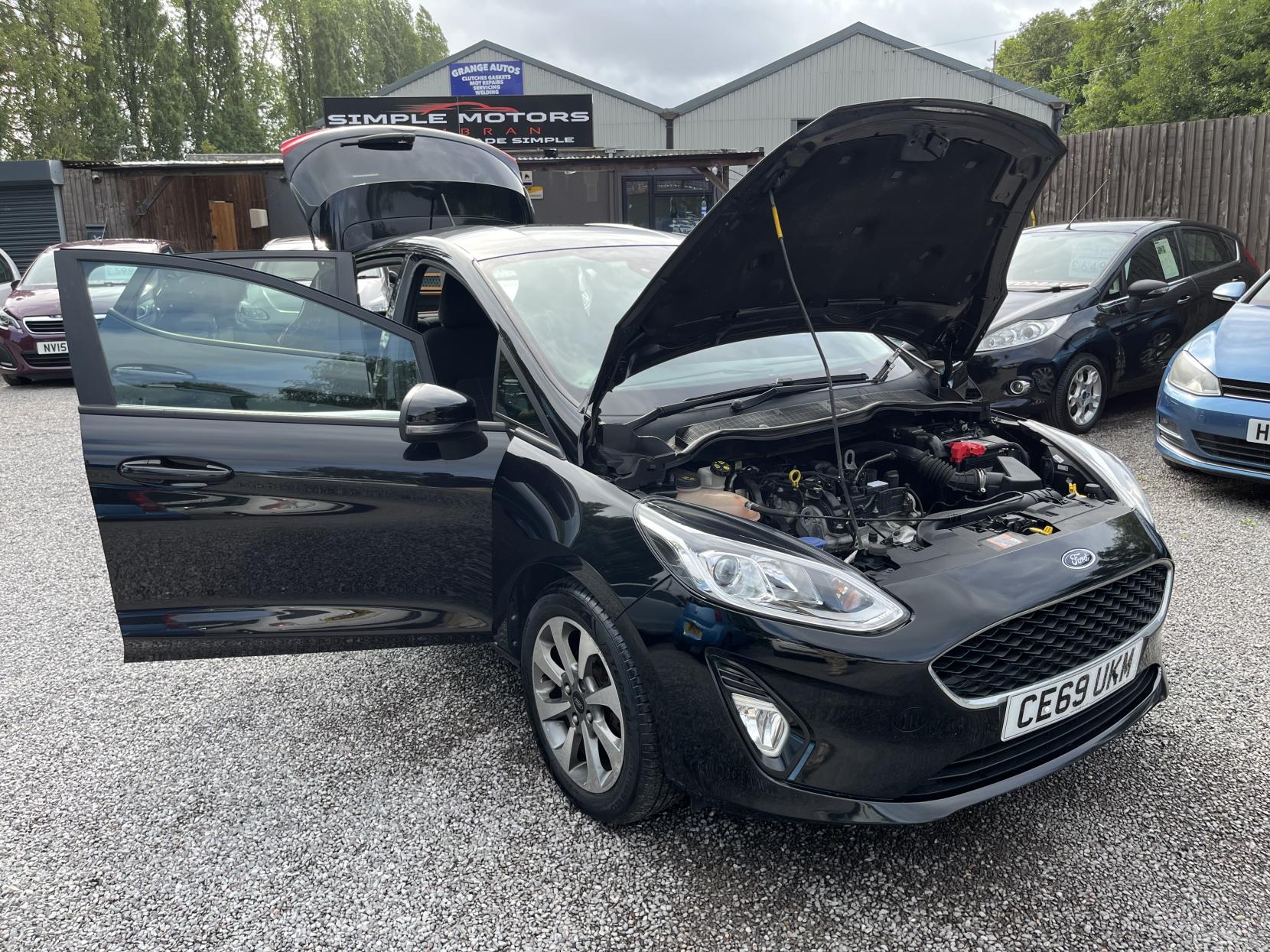 2019 00 FORD FIESTA