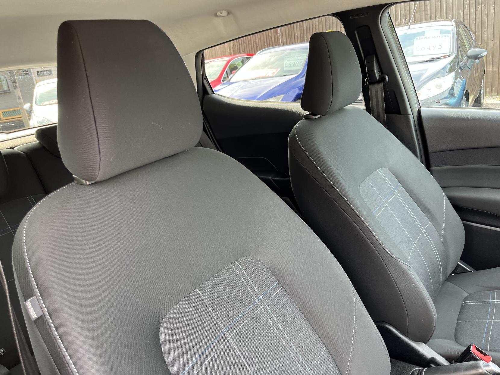 2019 00 FORD FIESTA