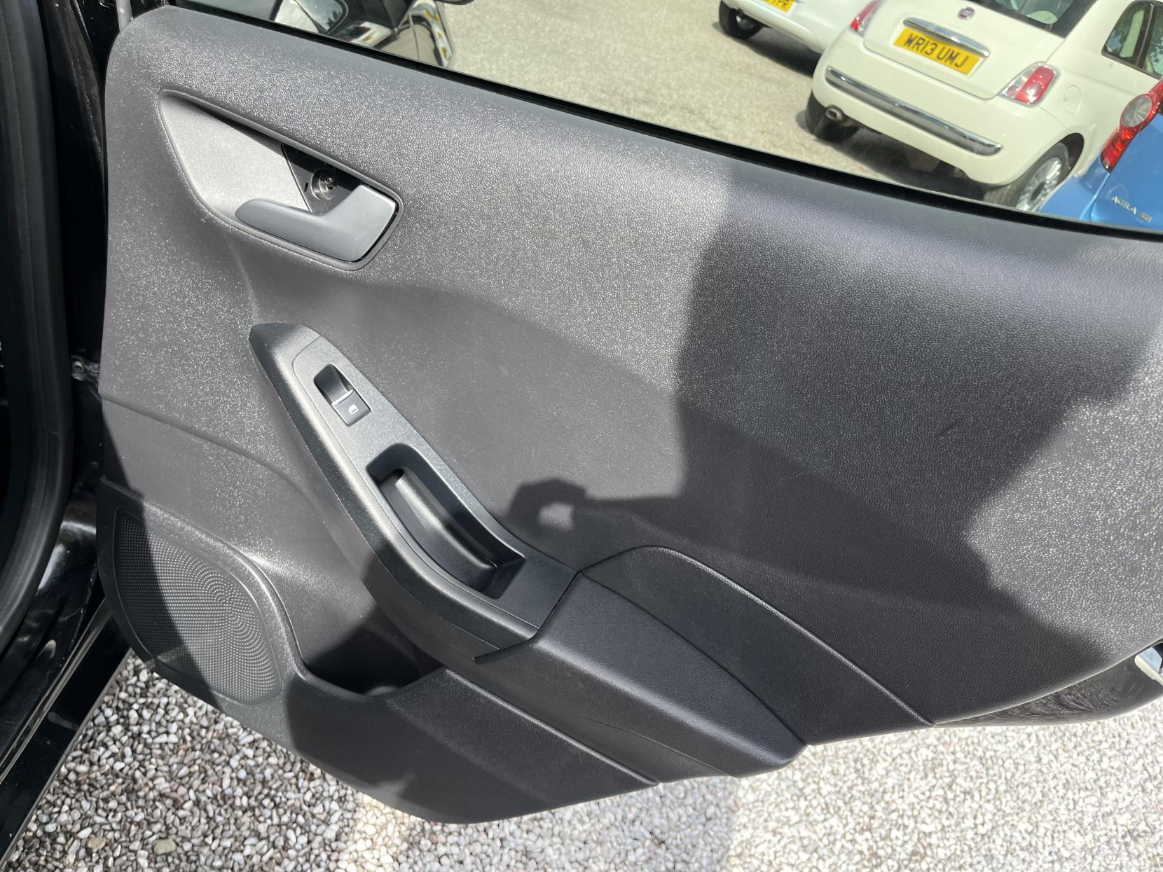 2019 00 FORD FIESTA
