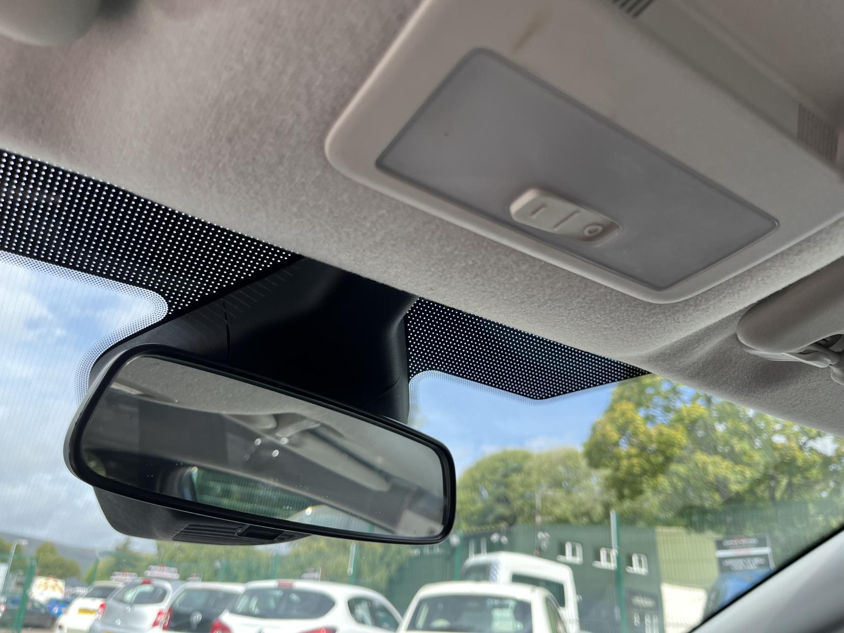 2019 00 FORD FIESTA