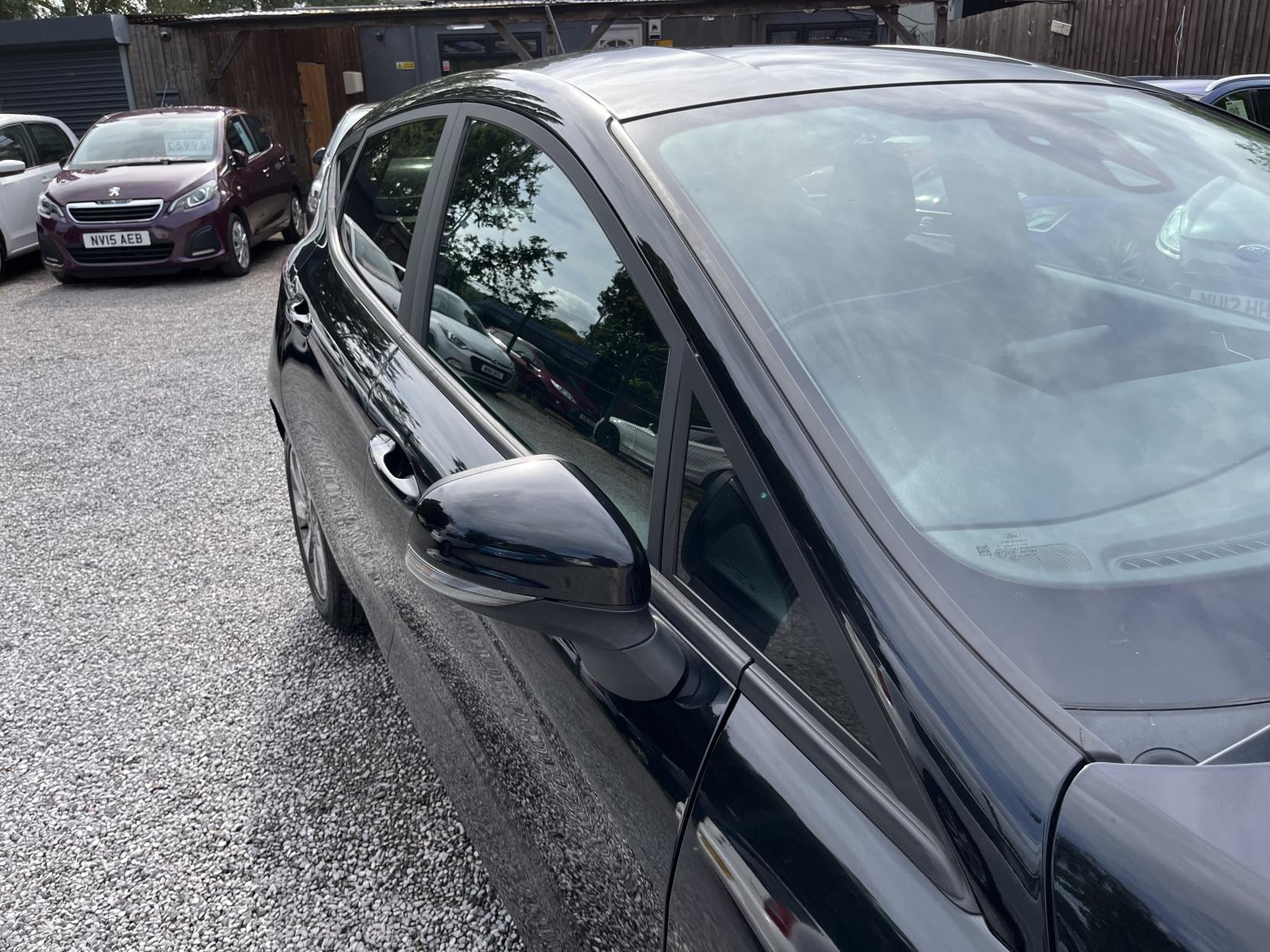 2019 00 FORD FIESTA