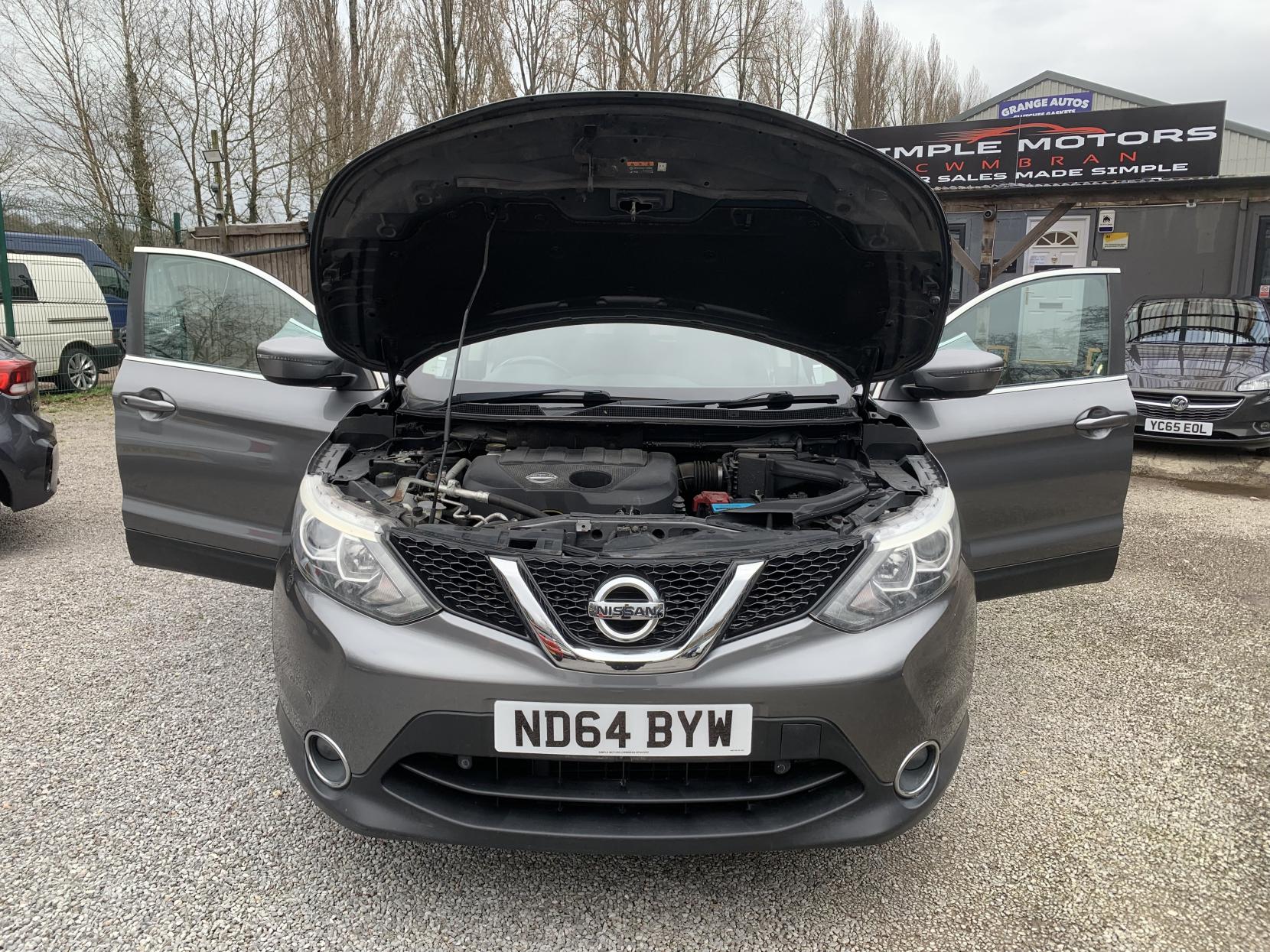 Nissan Qashqai 1.5 dCi Acenta SUV 5dr Diesel Manual 2WD Euro 5 (s/s) (110 ps)