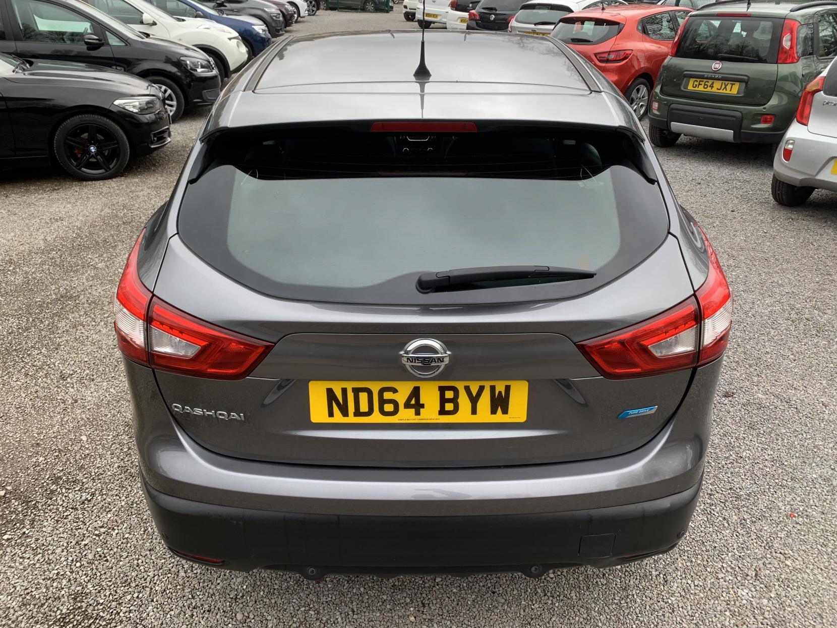 Nissan Qashqai 1.5 dCi Acenta SUV 5dr Diesel Manual 2WD Euro 5 (s/s) (110 ps)