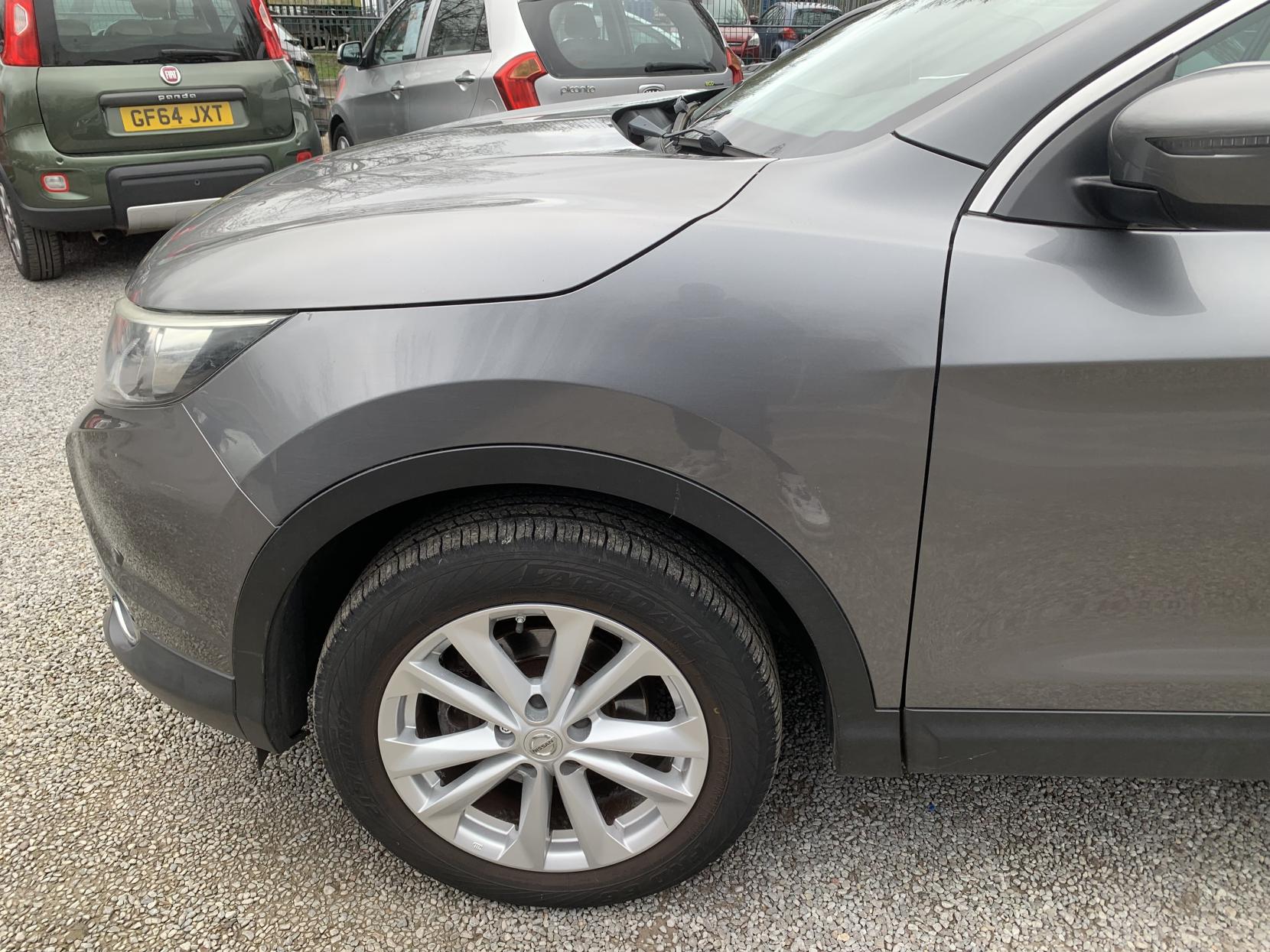 Nissan Qashqai 1.5 dCi Acenta SUV 5dr Diesel Manual 2WD Euro 5 (s/s) (110 ps)