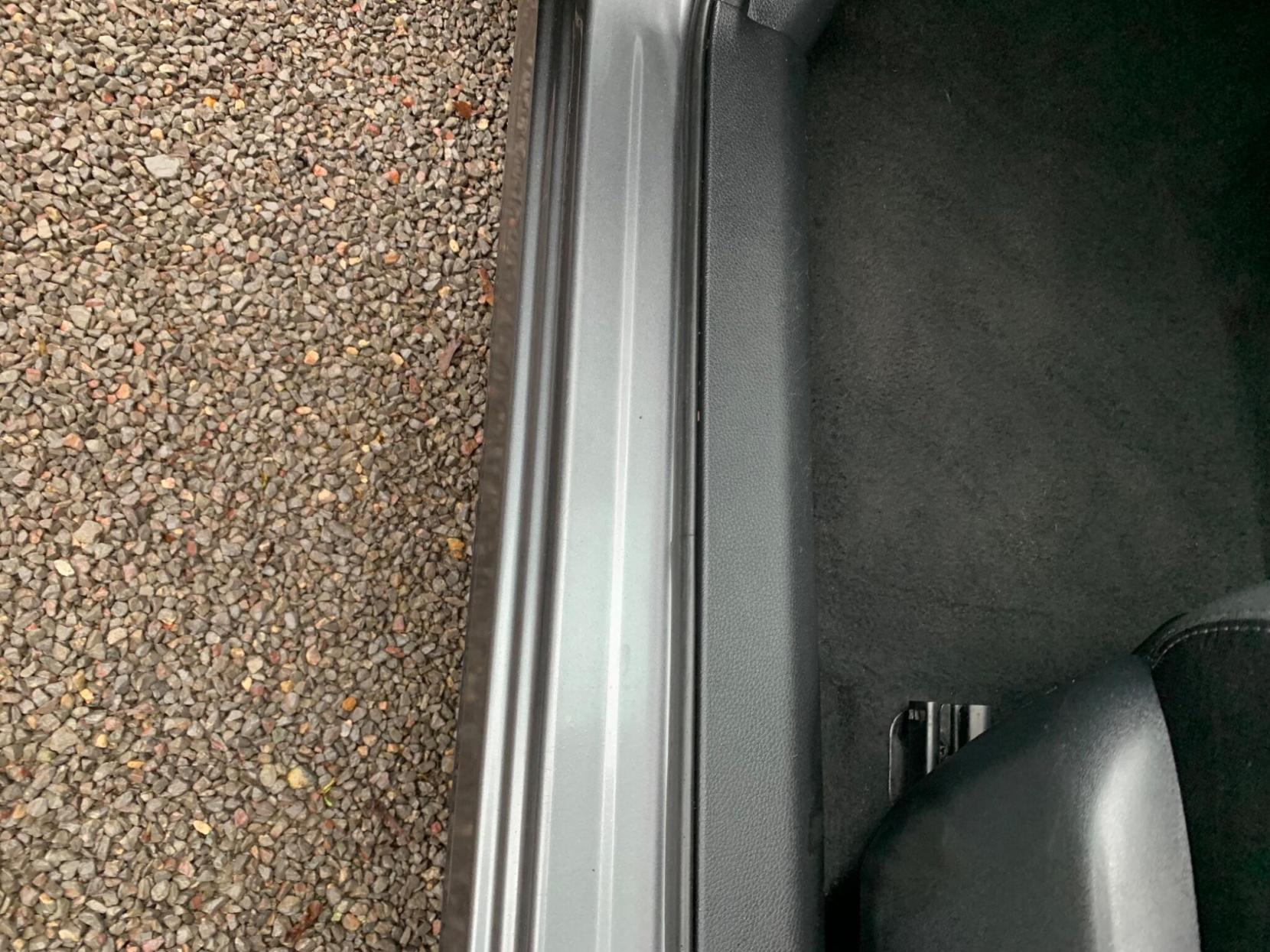 Nissan Qashqai 1.2 DIG-T N-Connecta 2WD Euro 6 (s/s) 5dr