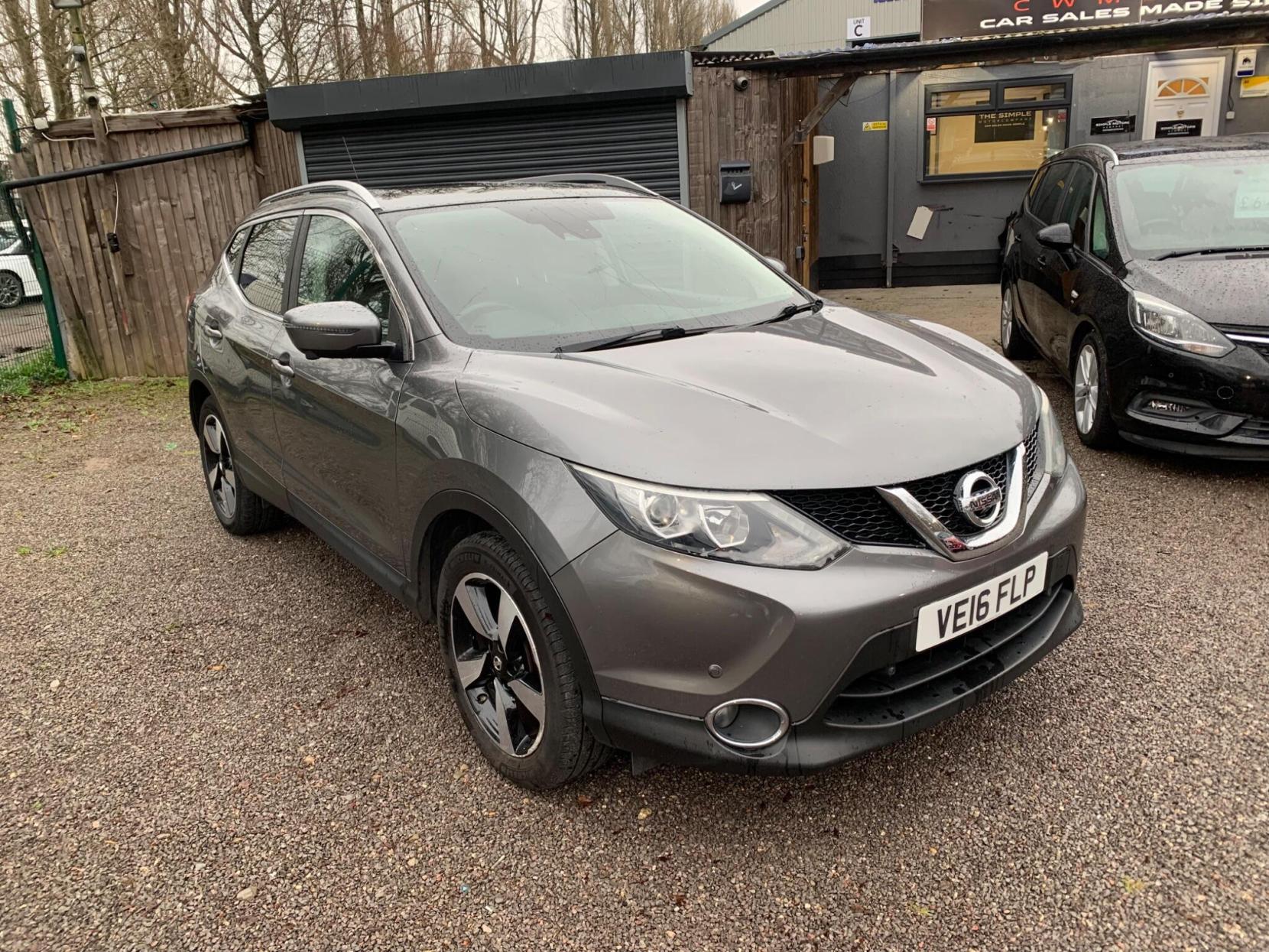 Nissan Qashqai 1.2 DIG-T N-Connecta 2WD Euro 6 (s/s) 5dr