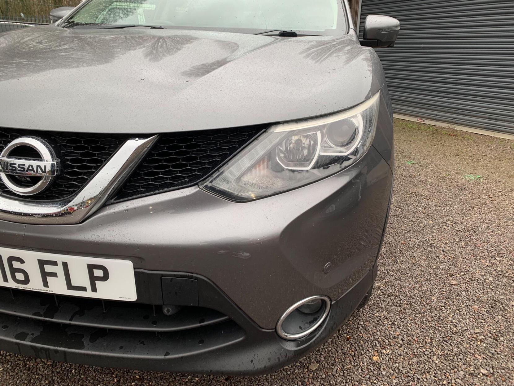 Nissan Qashqai 1.2 DIG-T N-Connecta 2WD Euro 6 (s/s) 5dr