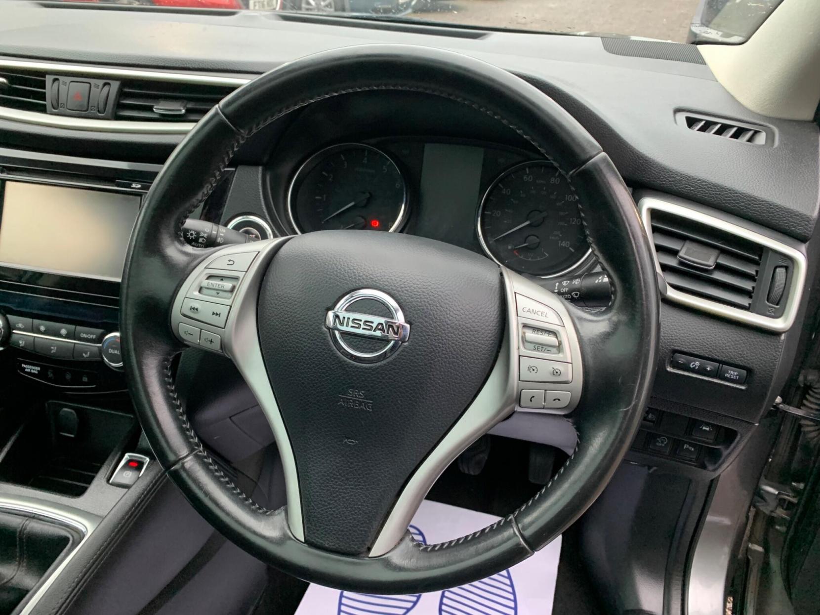 Nissan Qashqai 1.2 DIG-T N-Connecta 2WD Euro 6 (s/s) 5dr