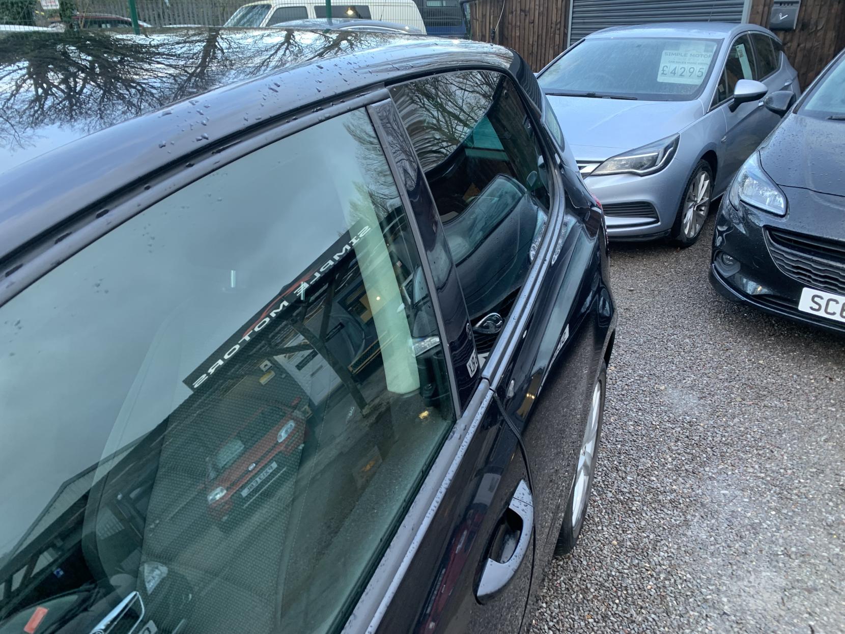 Volkswagen Golf 2.0 TDI Match Hatchback 3dr Diesel Manual Euro 5 (140 ps)