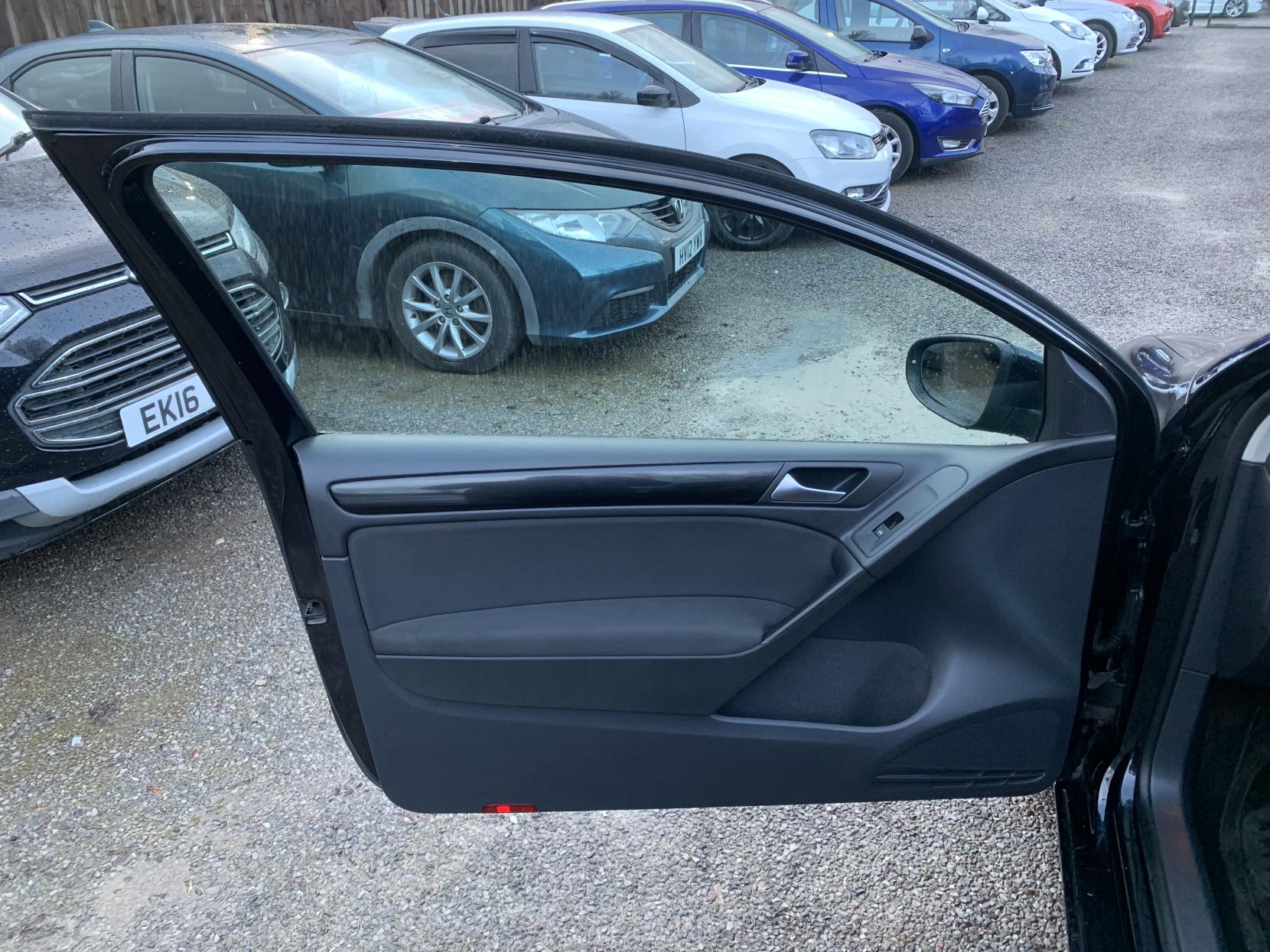 Volkswagen Golf 2.0 TDI Match Hatchback 3dr Diesel Manual Euro 5 (140 ps)