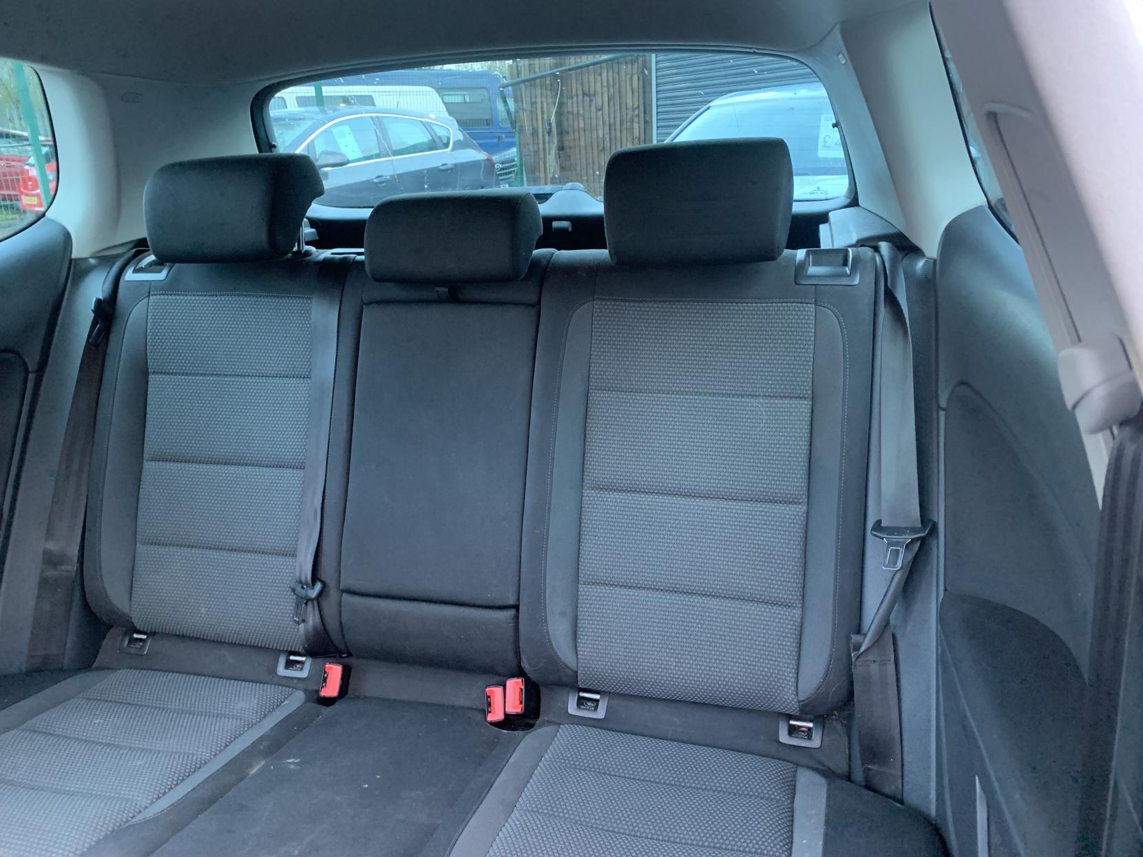 Volkswagen Golf 2.0 TDI Match Hatchback 3dr Diesel Manual Euro 5 (140 ps)