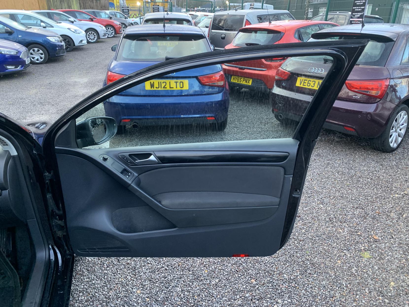 Volkswagen Golf 2.0 TDI Match Hatchback 3dr Diesel Manual Euro 5 (140 ps)